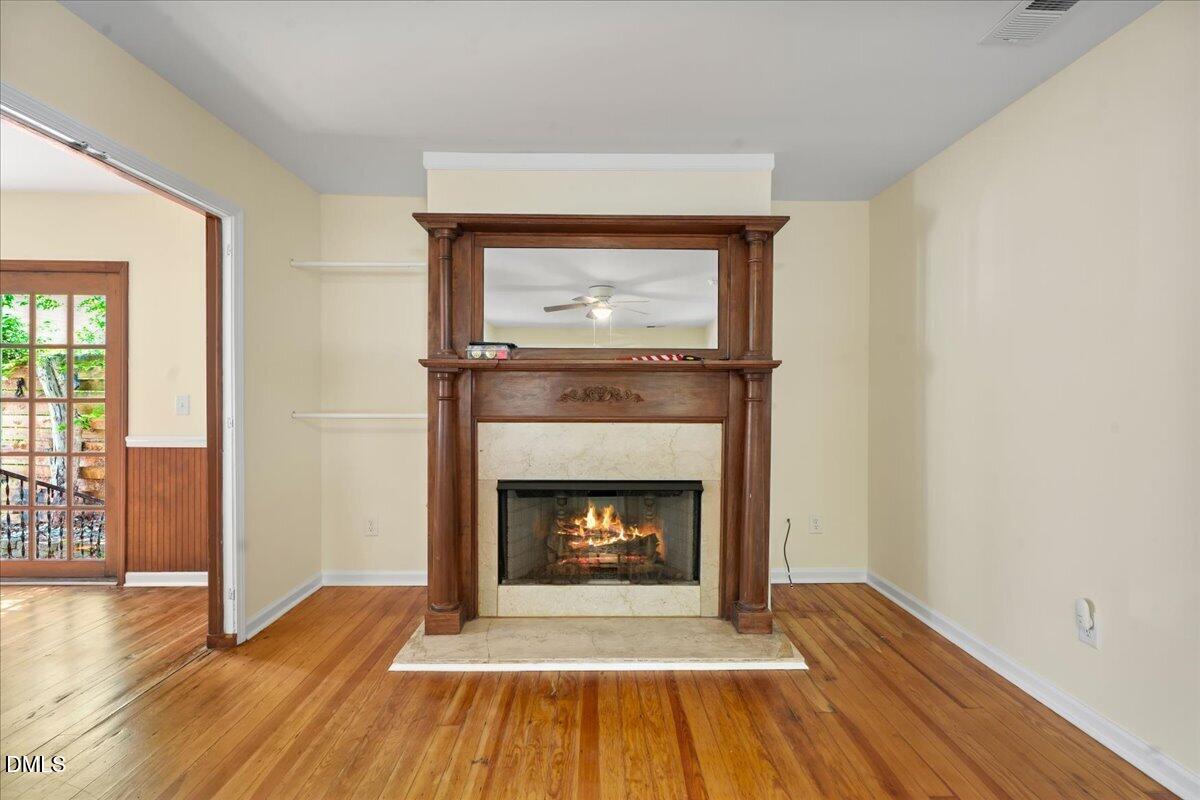 705 S 1st Property Photo 10