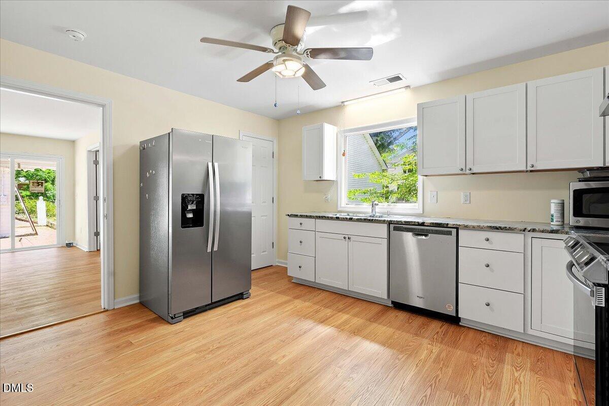 705 S 1st Property Photo 18
