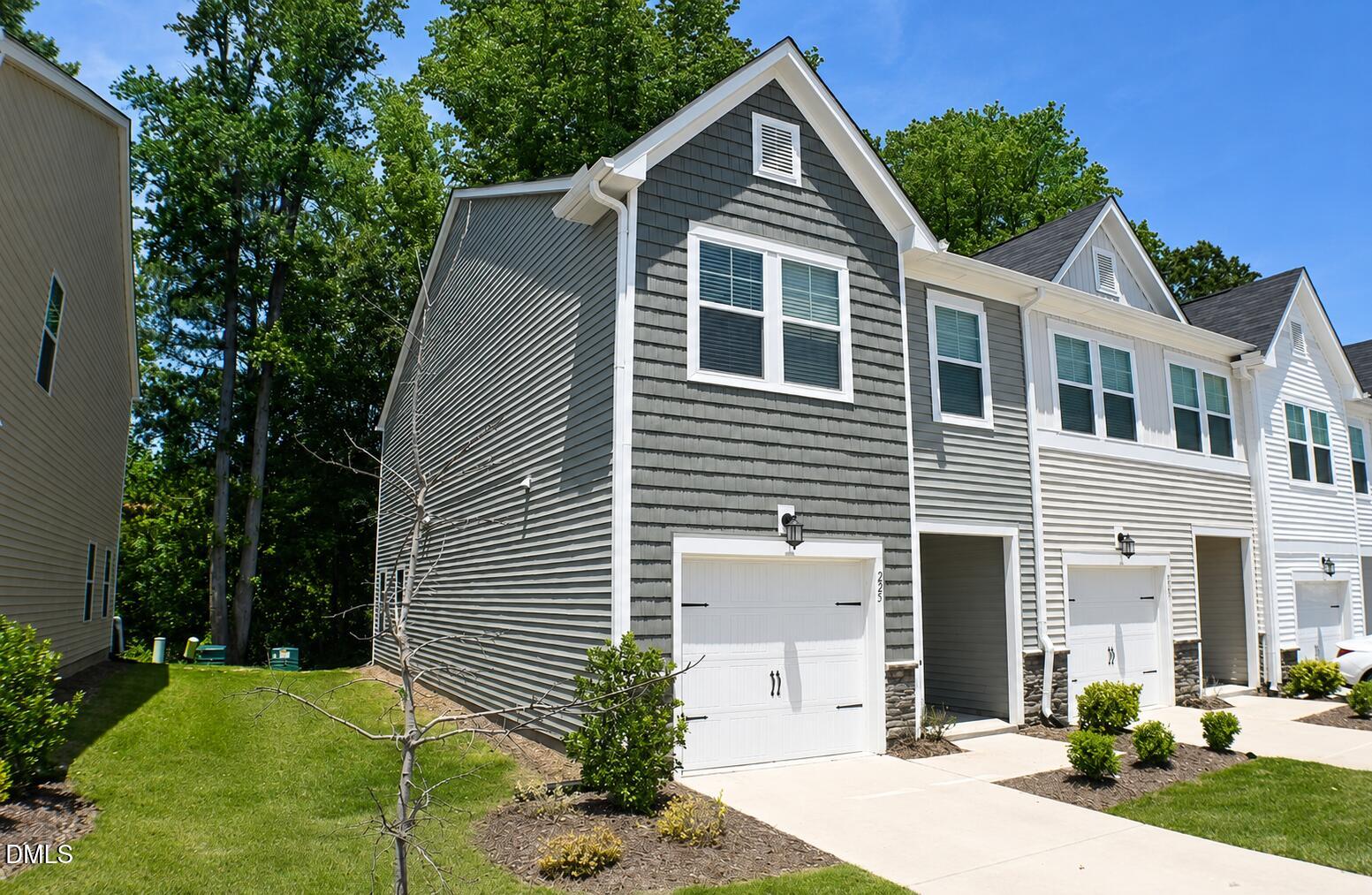 225 Peebles Drive Property Photo 1