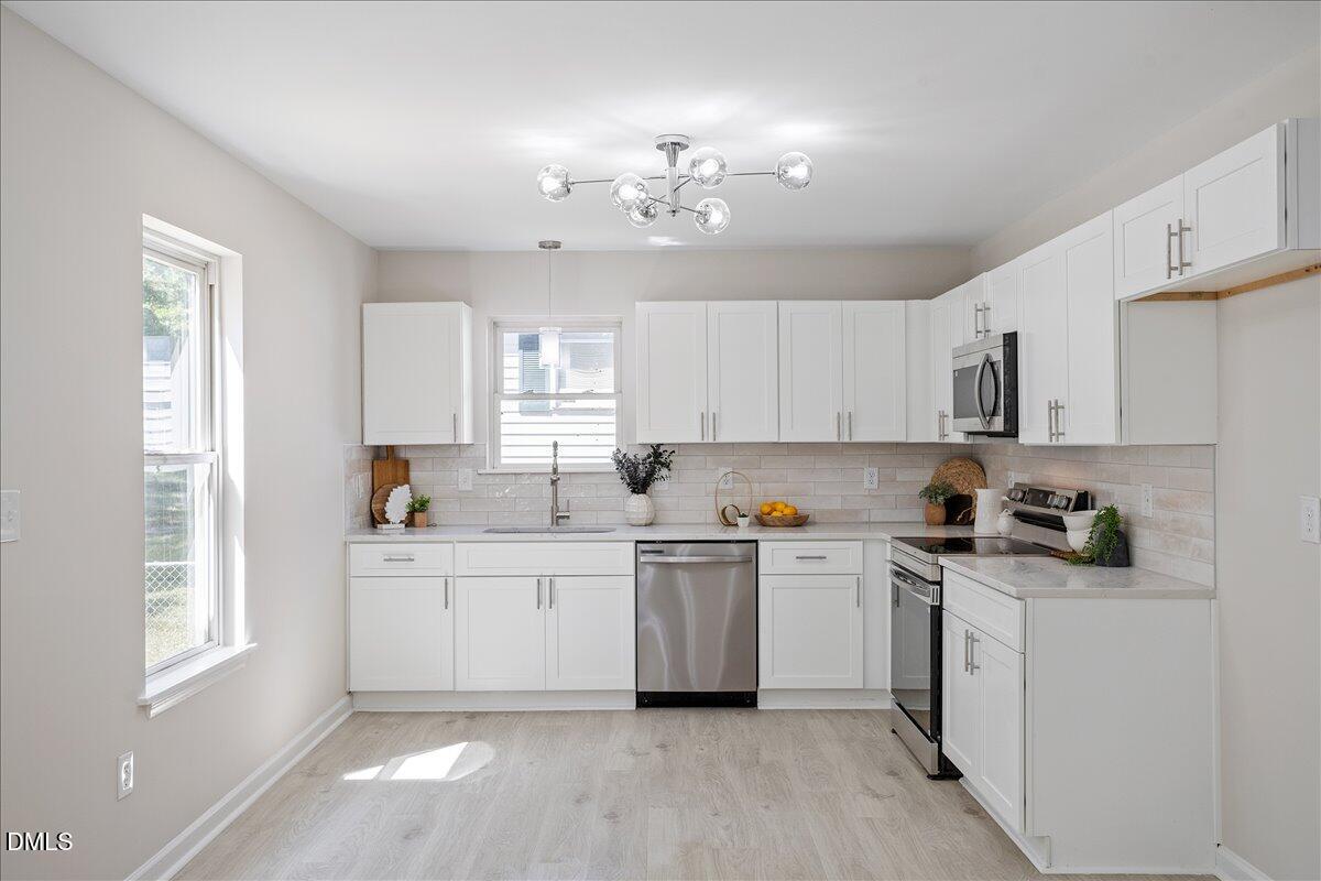 1106 E Ellerbee Street Property Photo 1