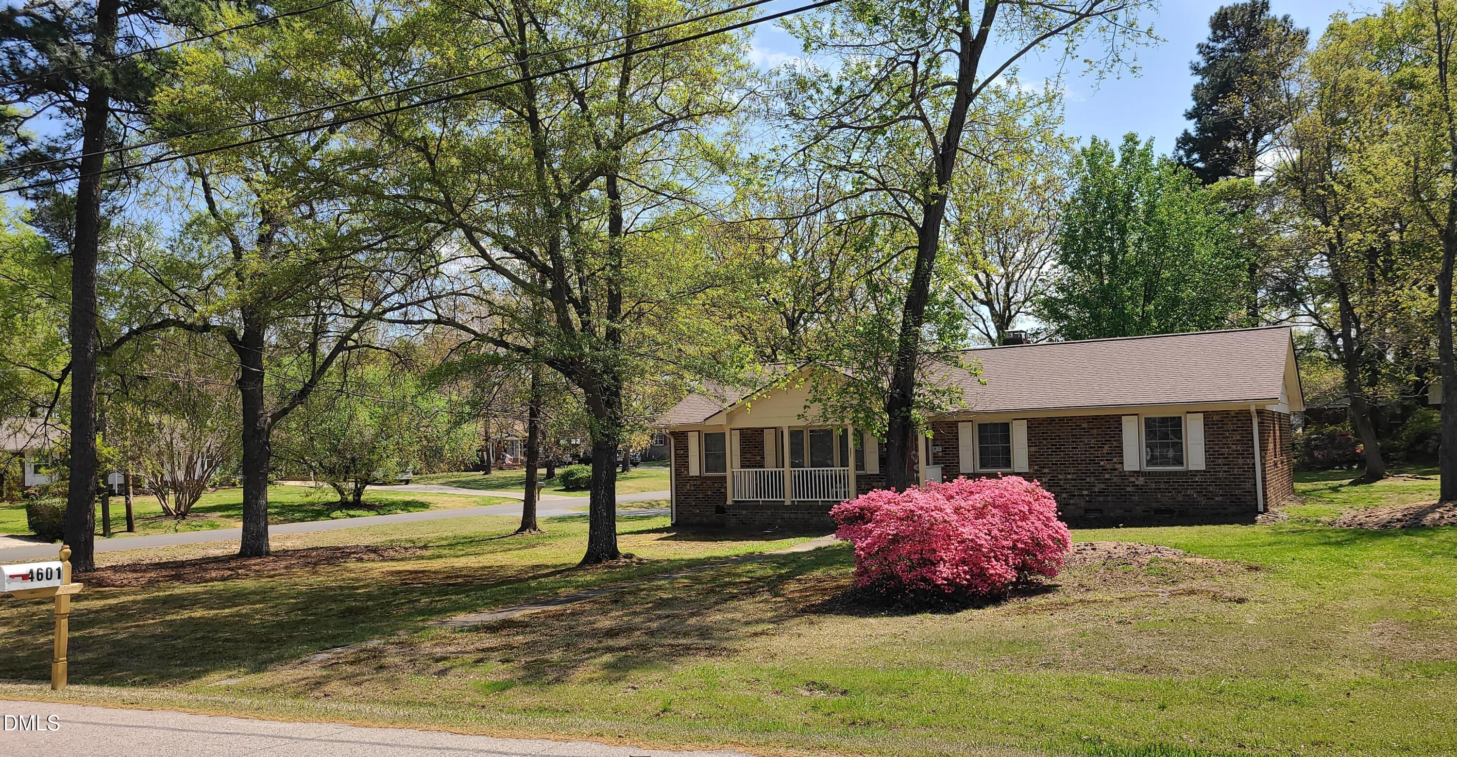 4601 Pinedale Drive Property Photo 1