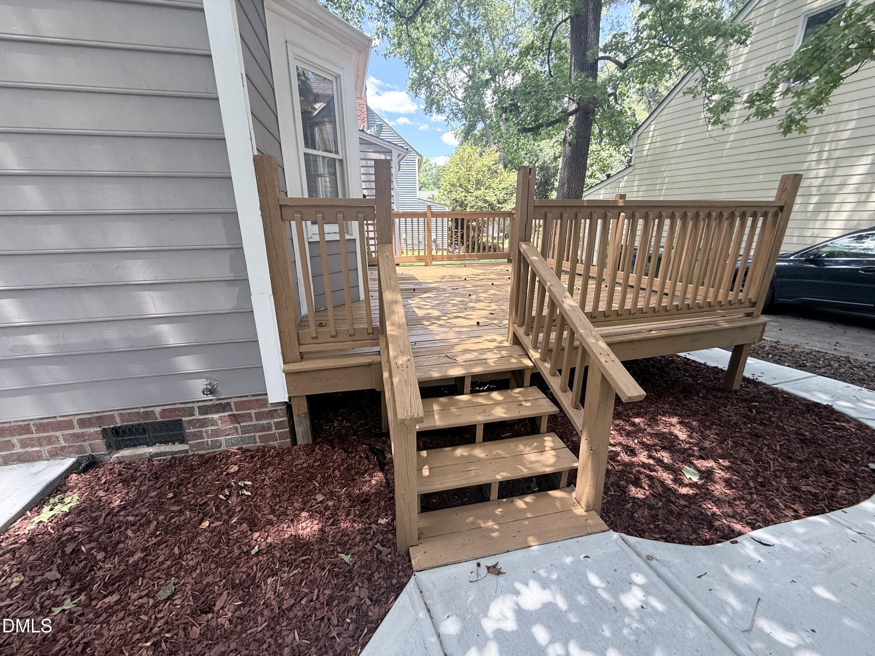 2900 Broadlands Drive Property Photo 15