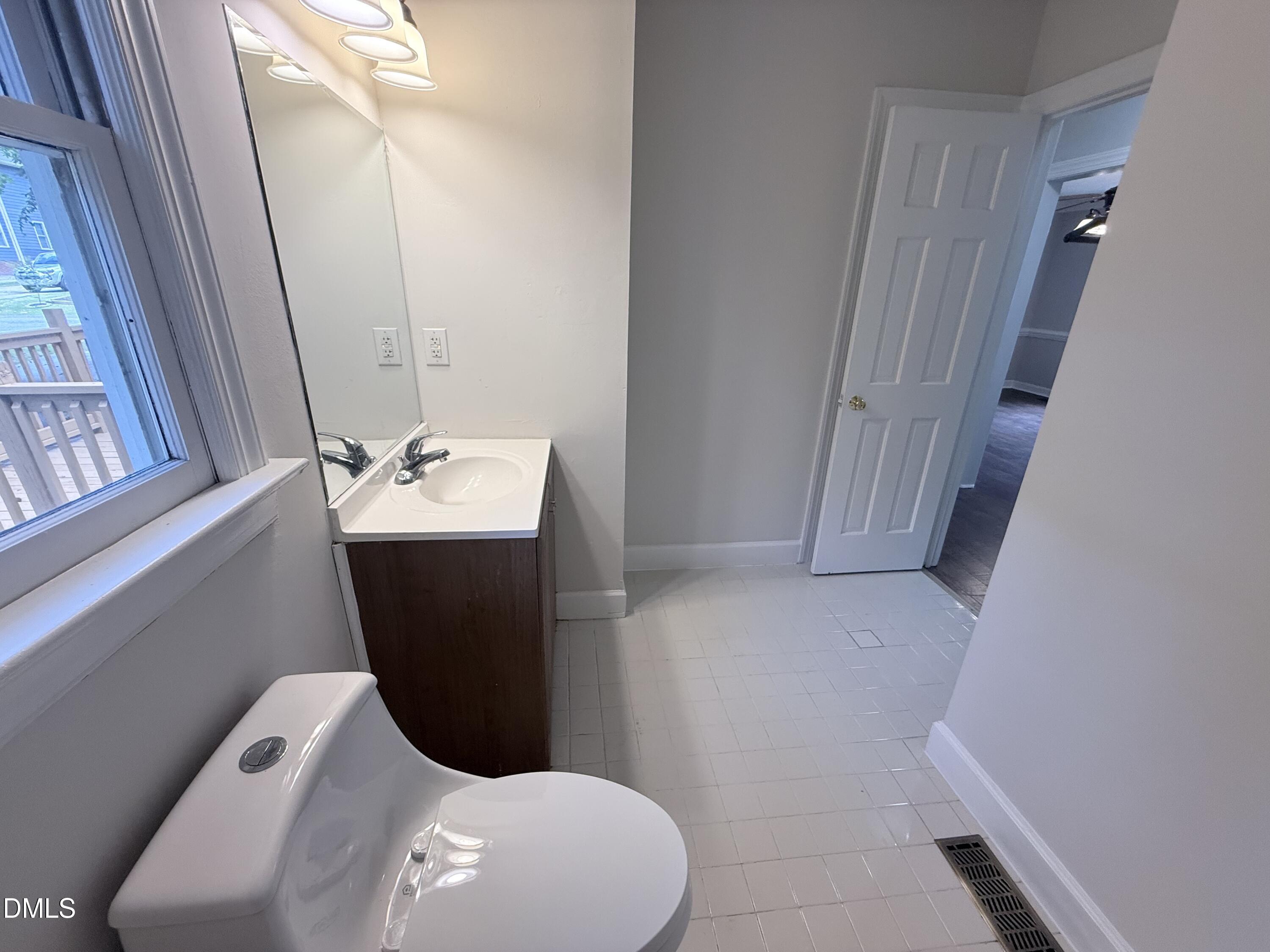 2900 Broadlands Drive Property Photo 33