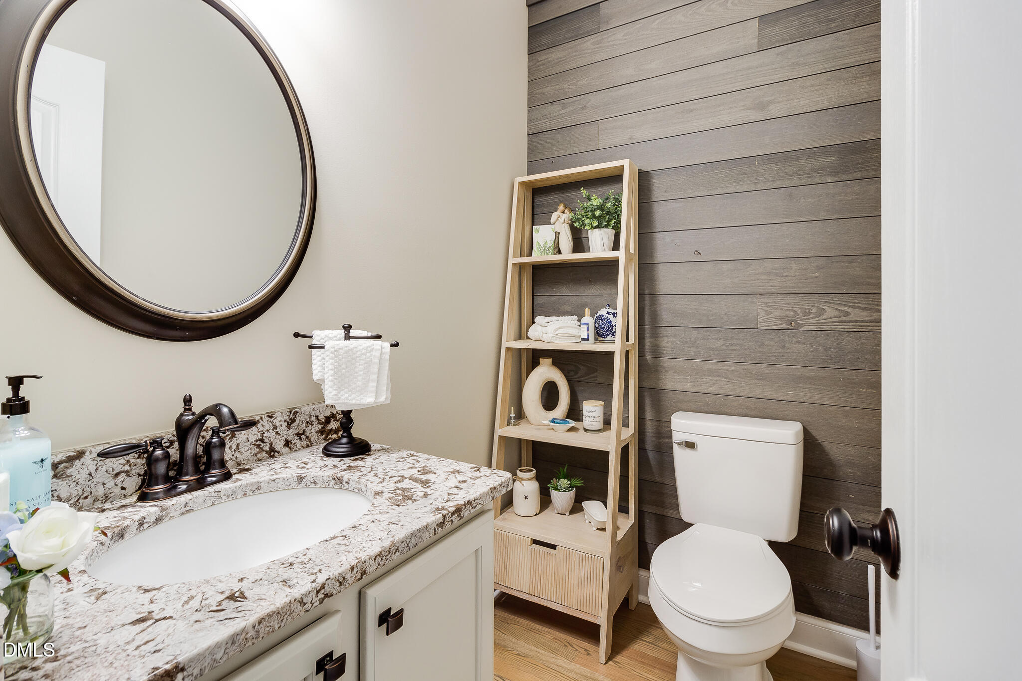 3200 Keighley Forest Drive Property Photo 15