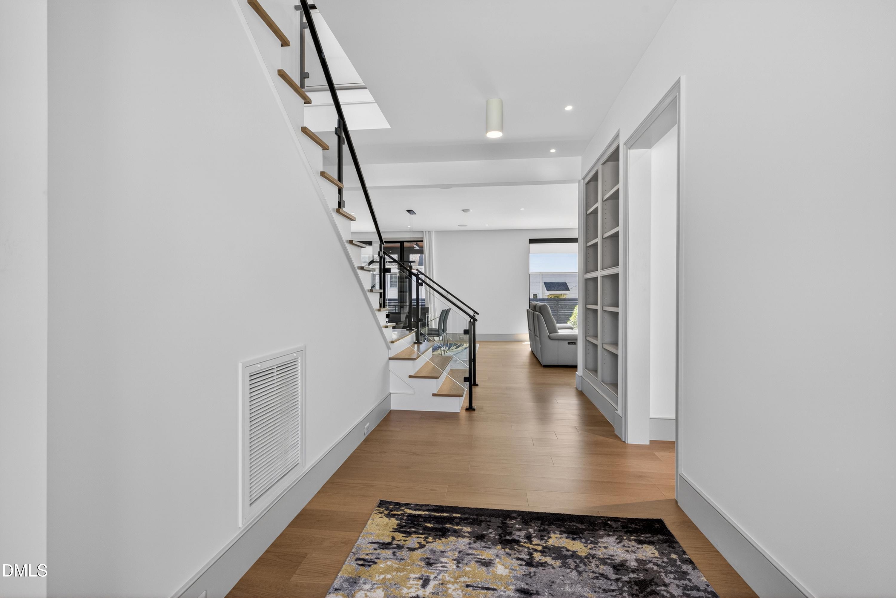 838 Woodburn Road Property Photo 12