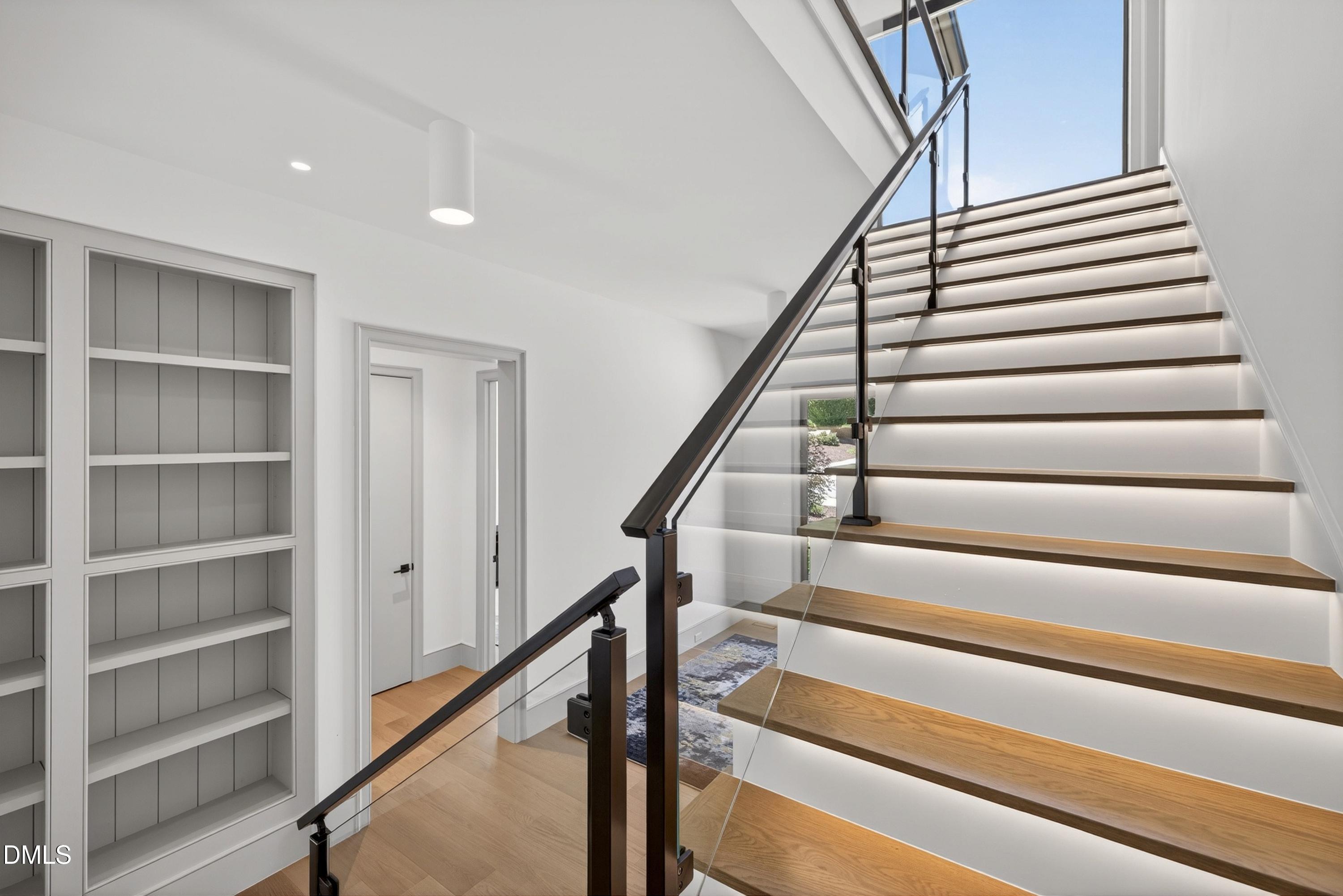 838 Woodburn Road Property Photo 13