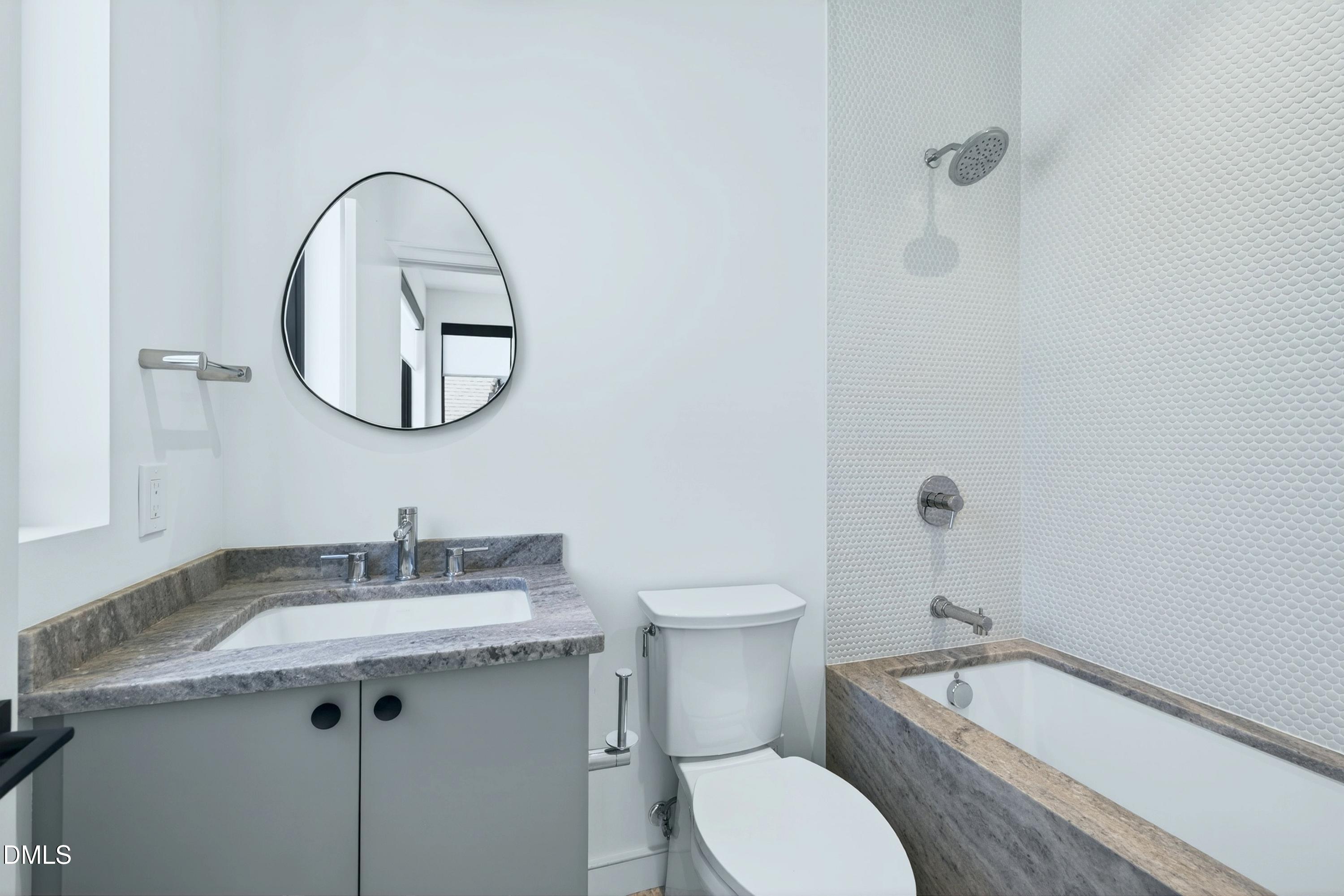 838 Woodburn Road Property Photo 46