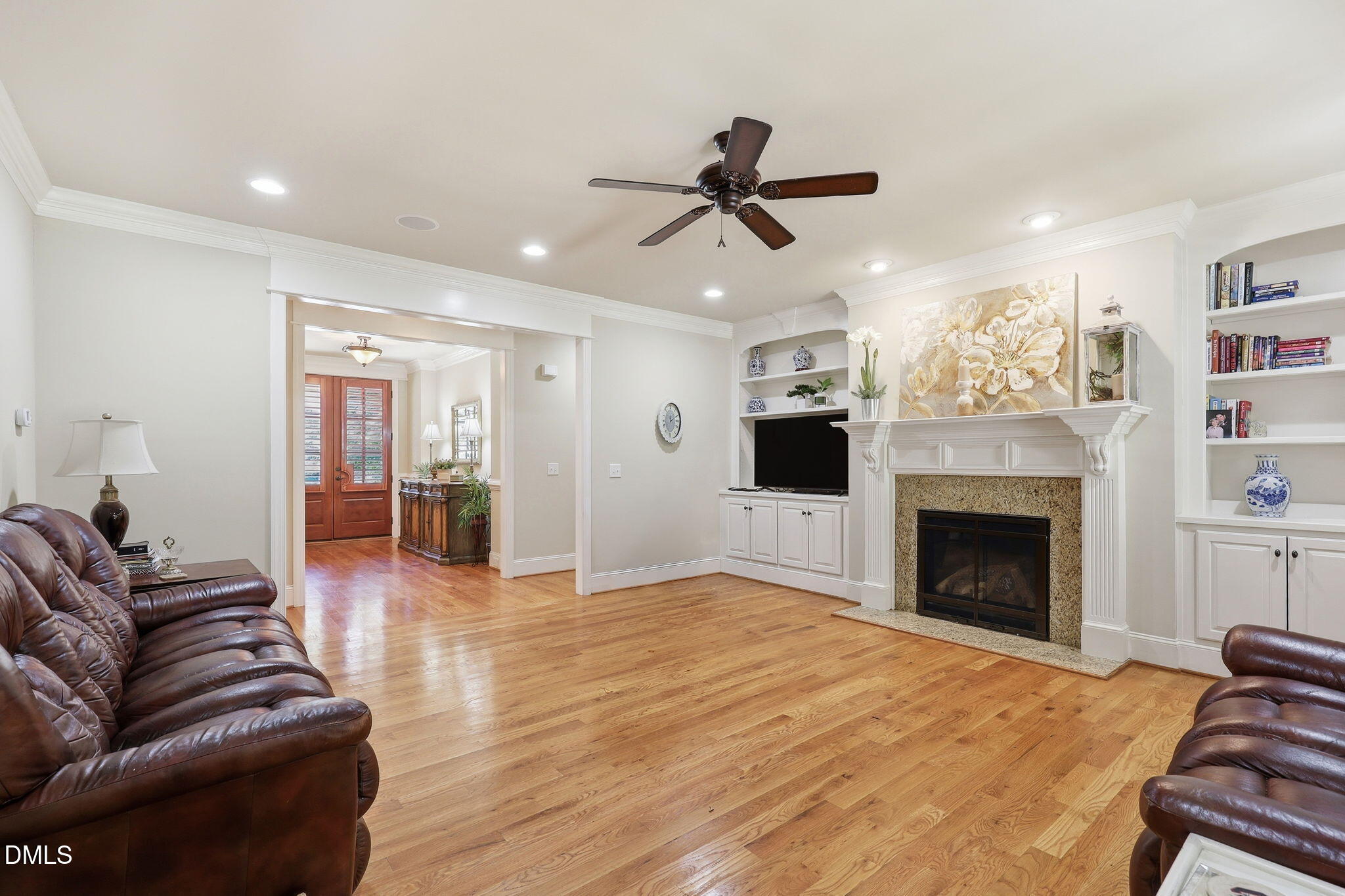 106 Meadow Oak Lane Property Photo 10