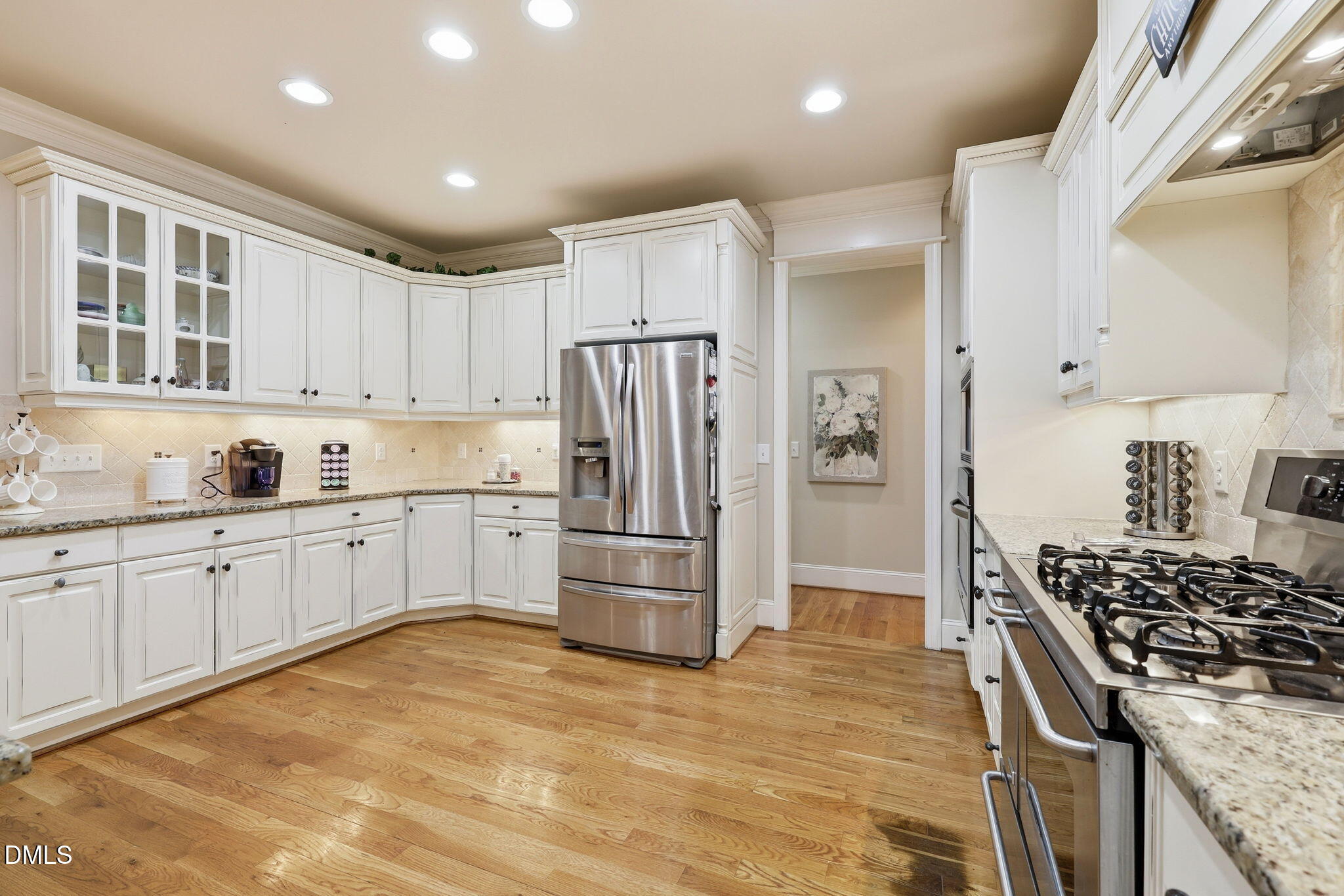 106 Meadow Oak Lane Property Photo 13
