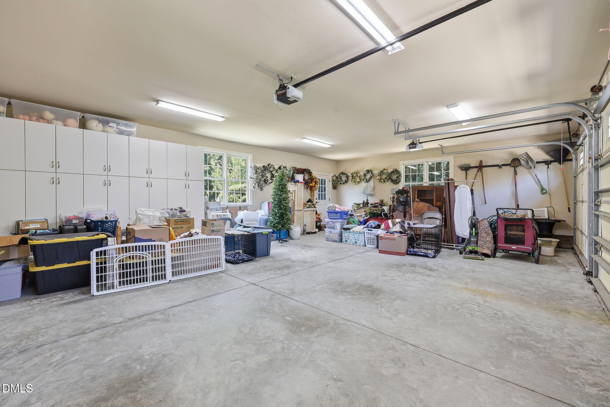 106 Meadow Oak Lane Property Photo 33