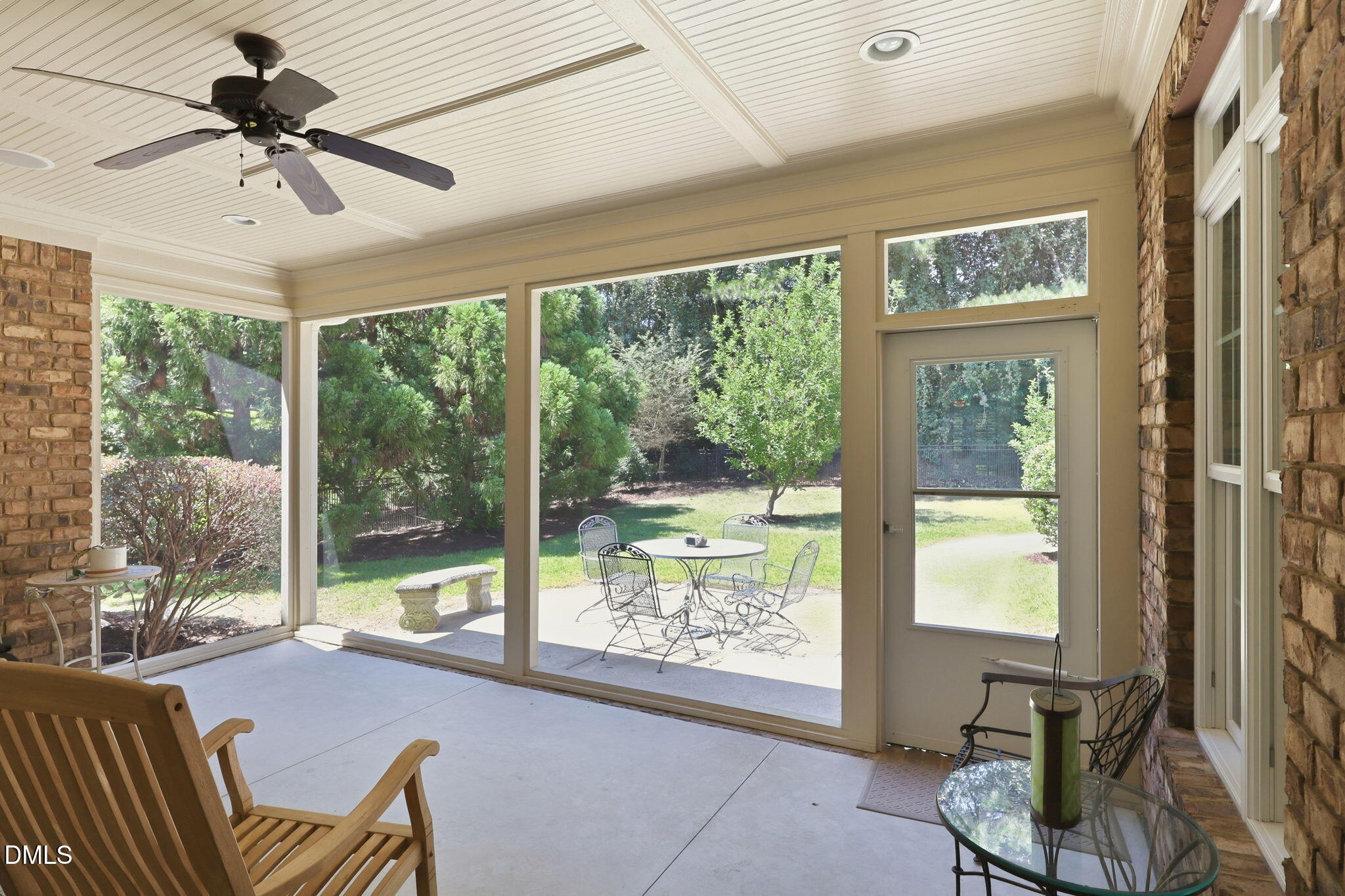 106 Meadow Oak Lane Property Photo 39