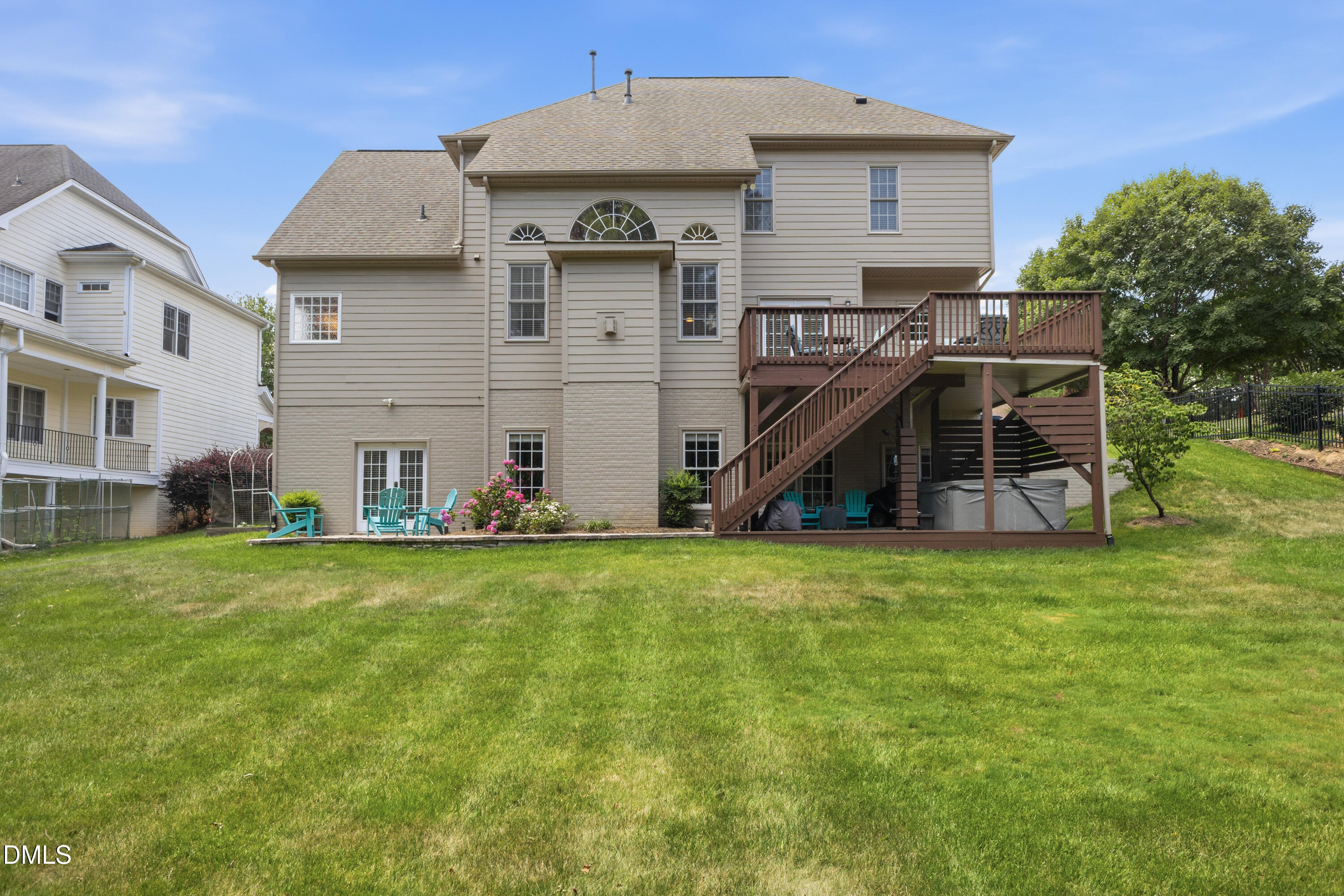8005 Oneal Road Property Photo 4