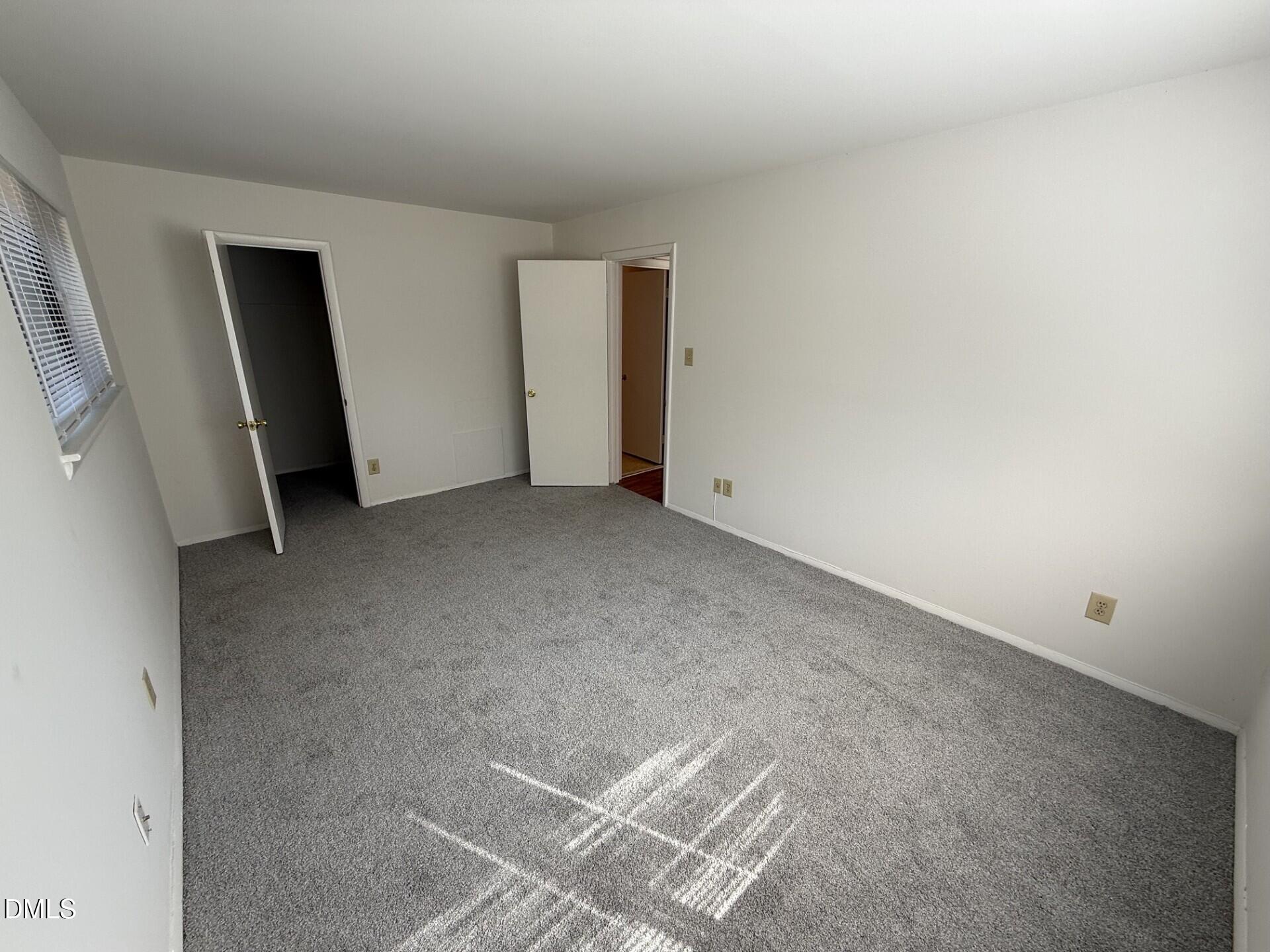 1299 Schaub Drive D Property Photo 10