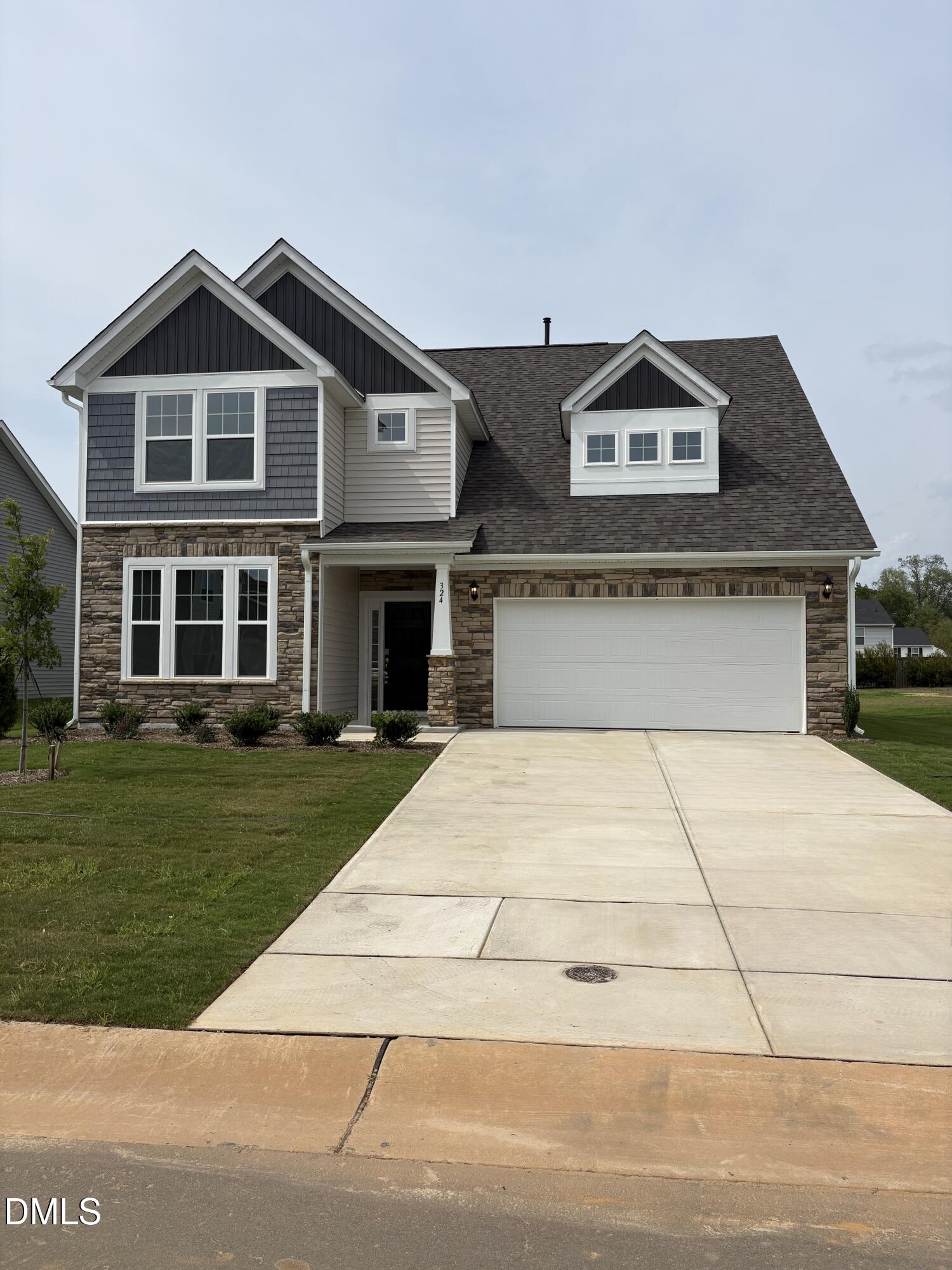 324 Peach Grv Way Property Photo 1