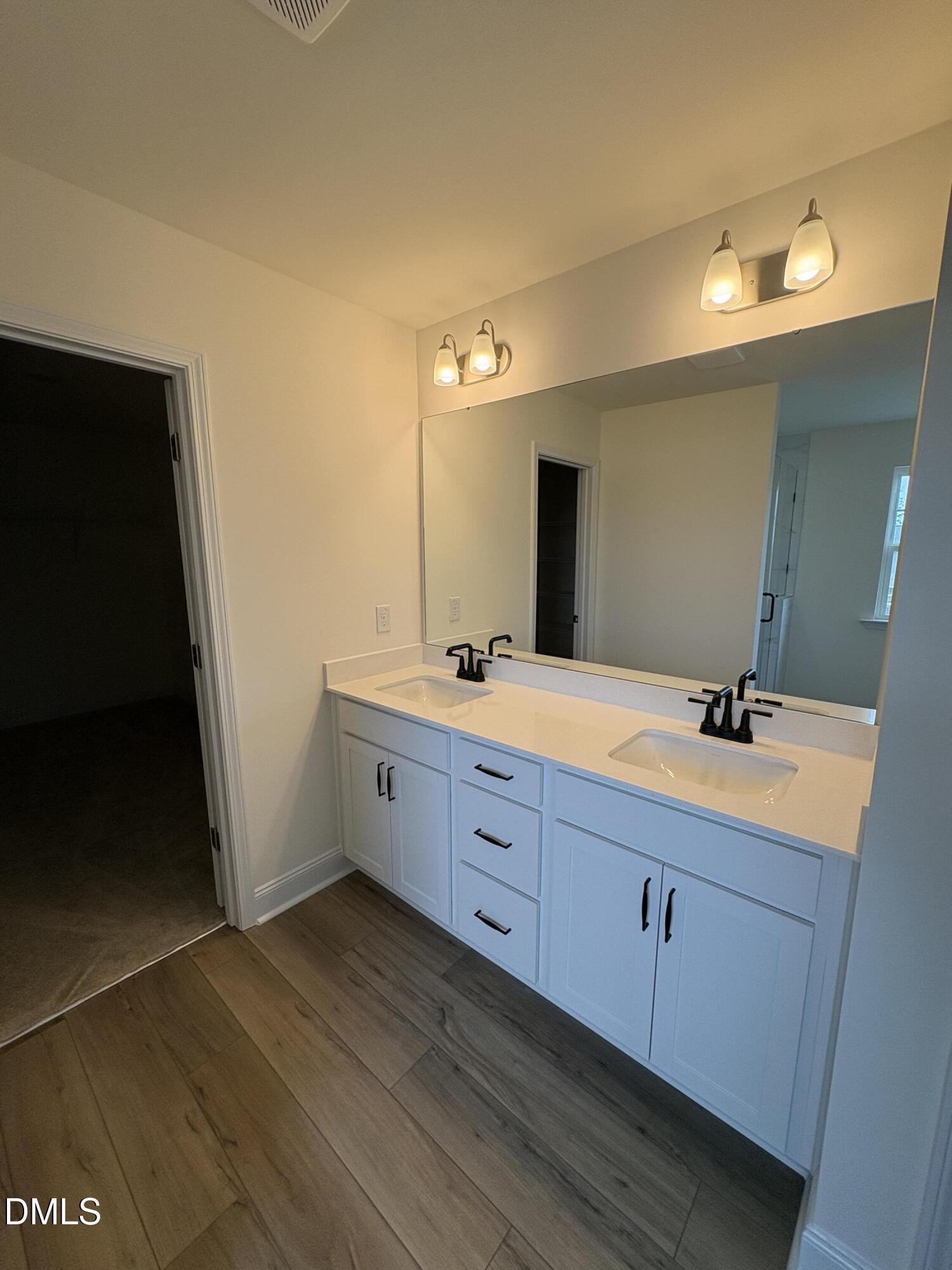 324 Peach Grv Way Property Photo 14