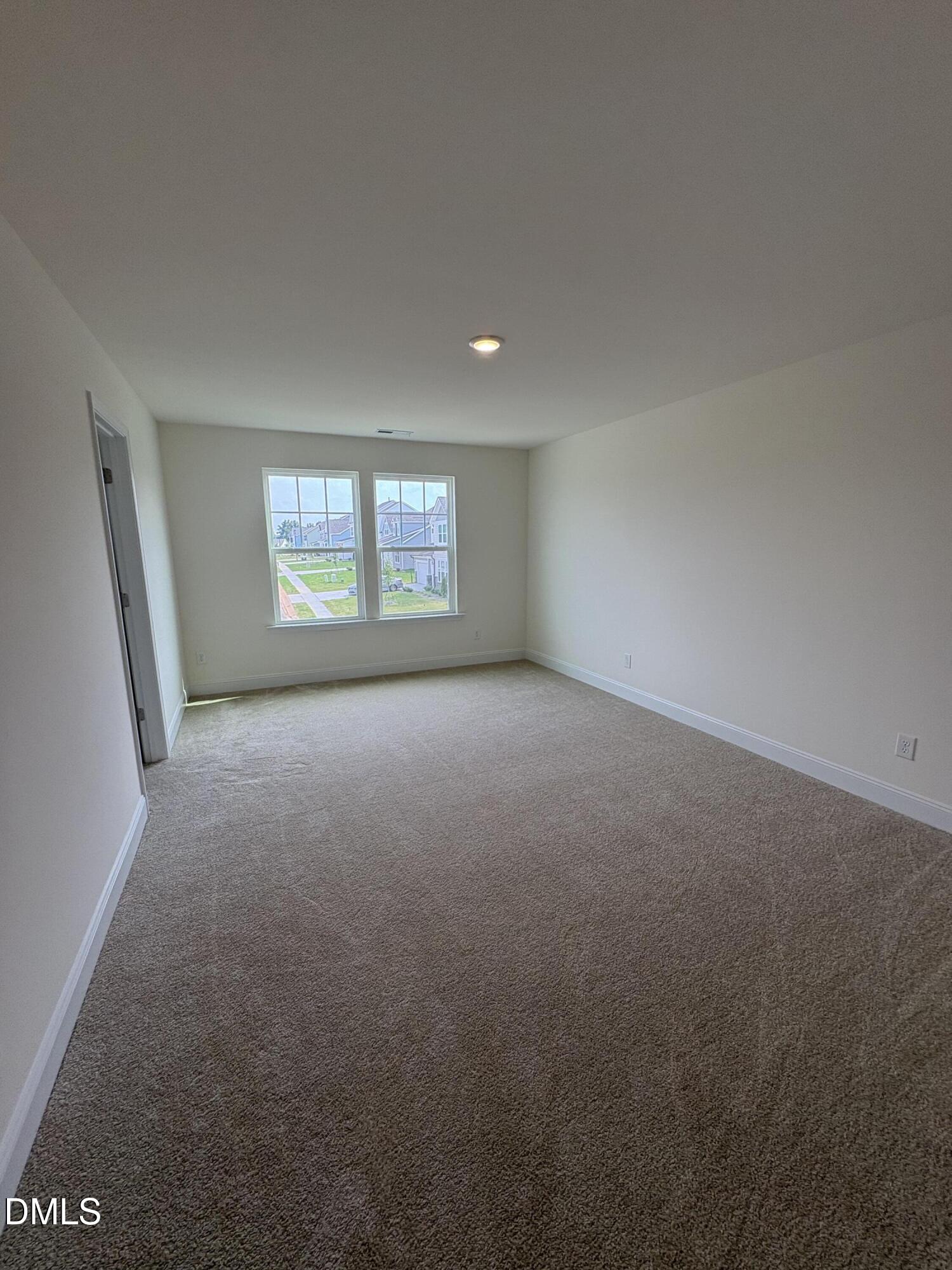 324 Peach Grv Way Property Photo 16