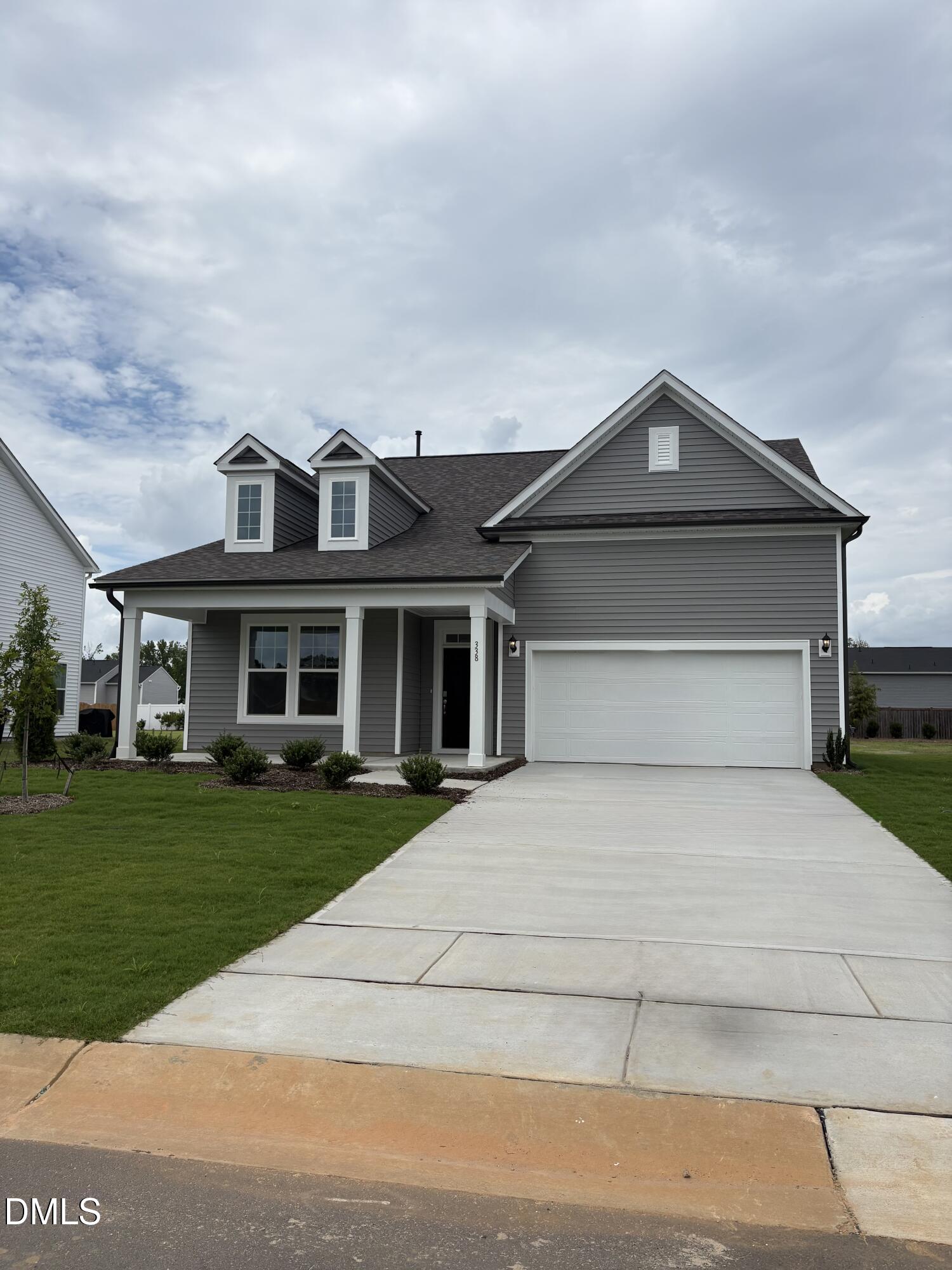 338 Peach Grv Way Property Photo 1