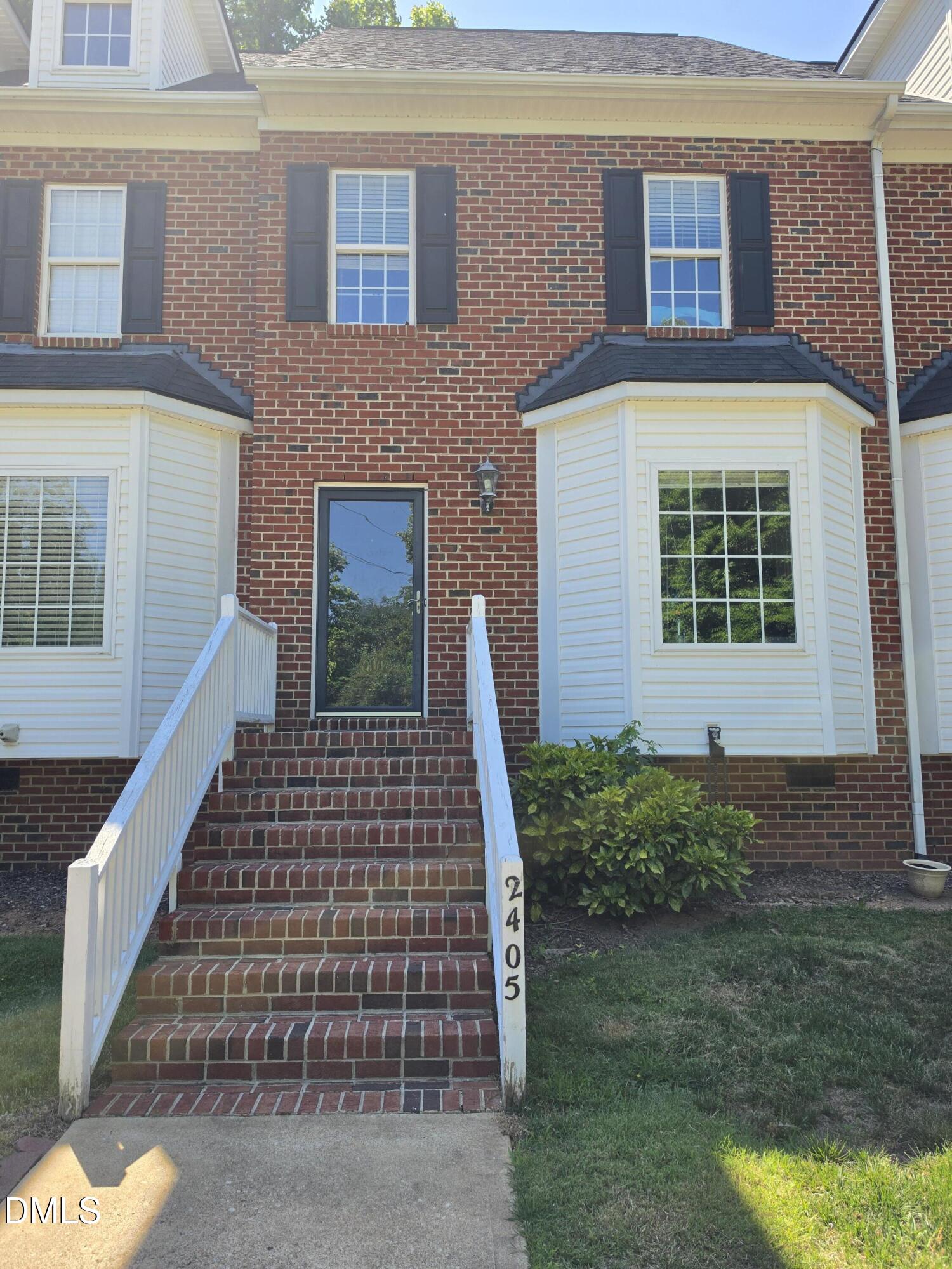 2405 Trout Stream Drive Property Photo 1