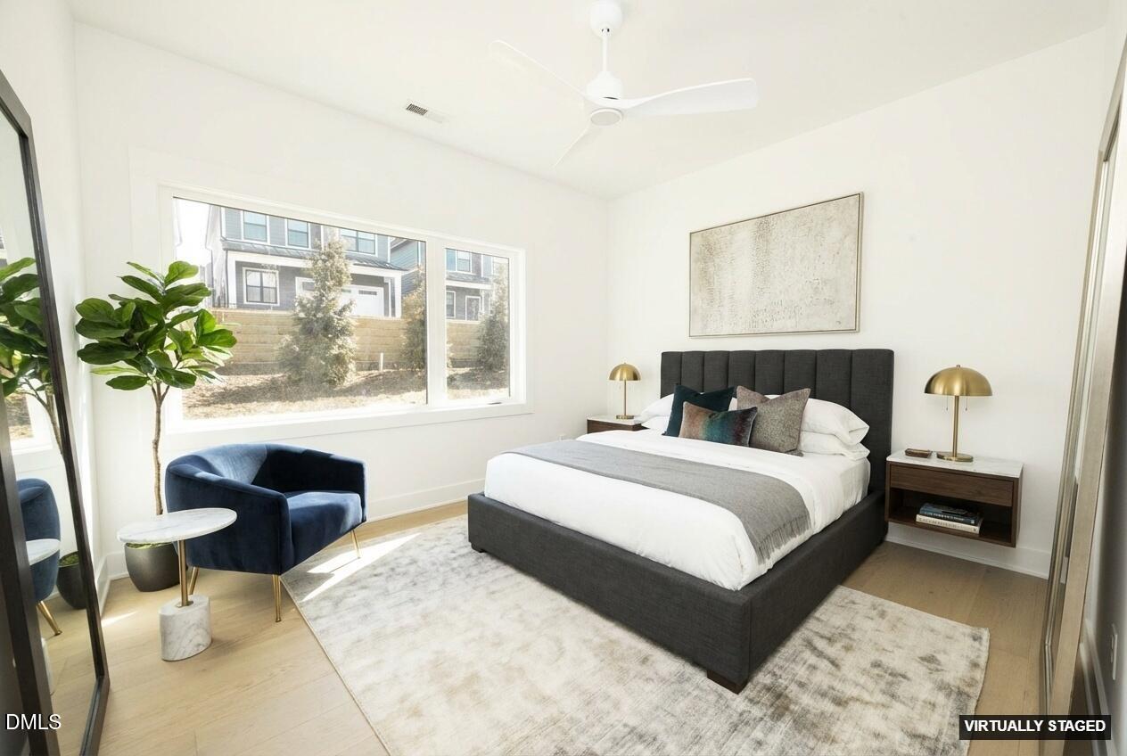 221 Woodsborough Place Property Photo 16