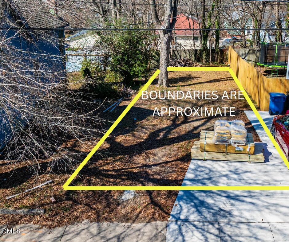 822 Kent Street Property Photo 5