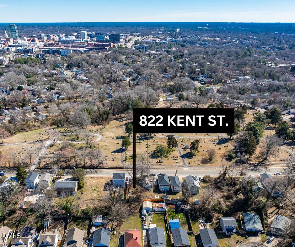 822 Kent Street Property Photo 8