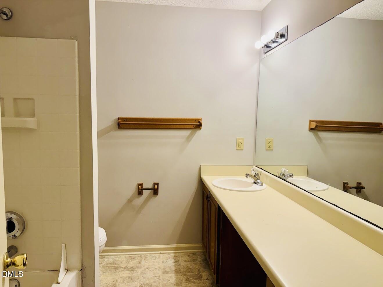 600 Audubon Lake Drive 3a12 Property Photo 25