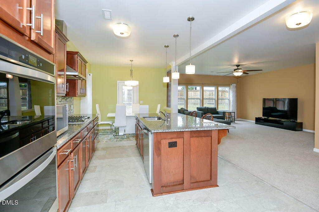 202 Michelangelo Place Property Photo 13
