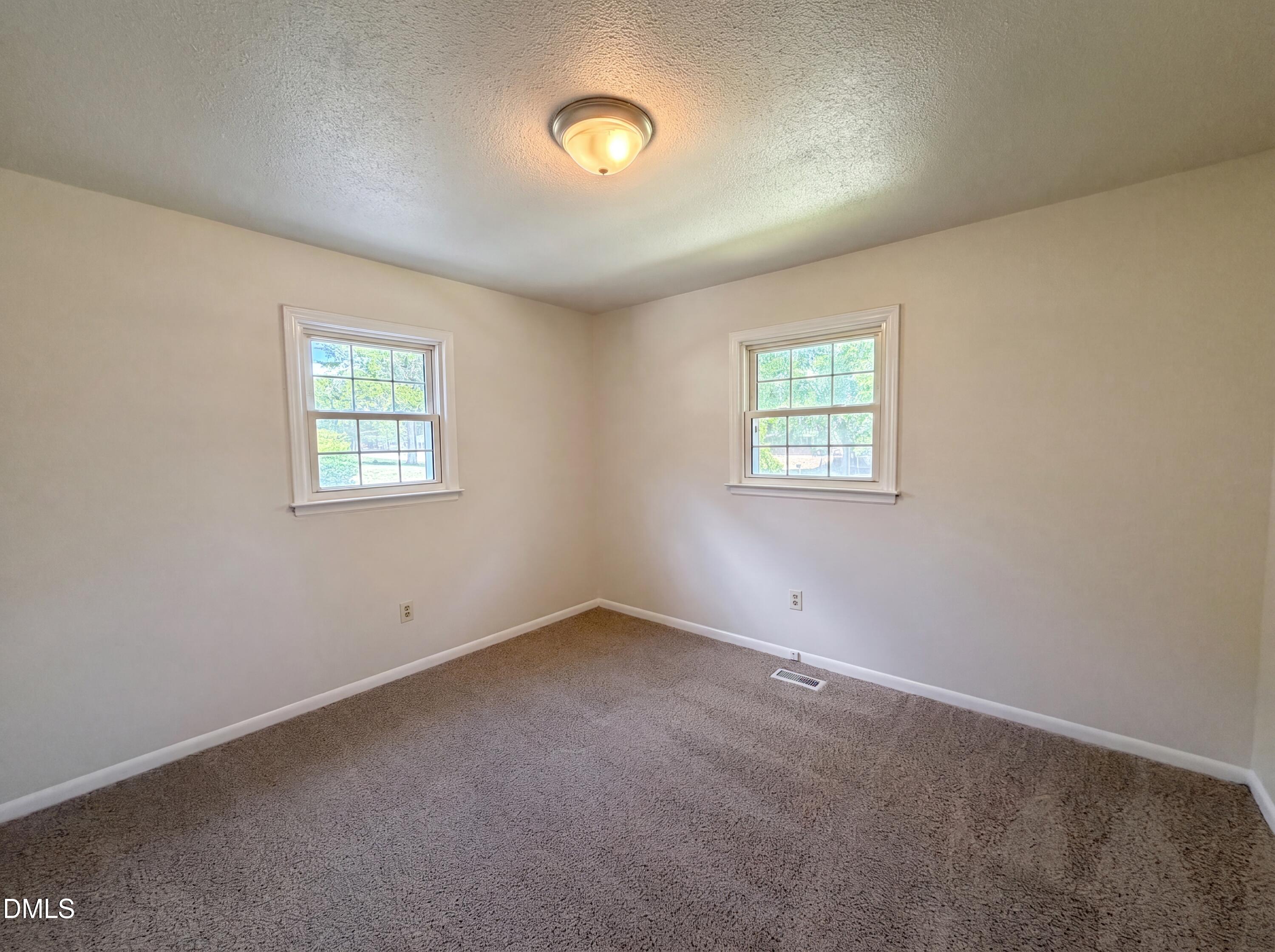 2611 Freemont Road Property Photo 12