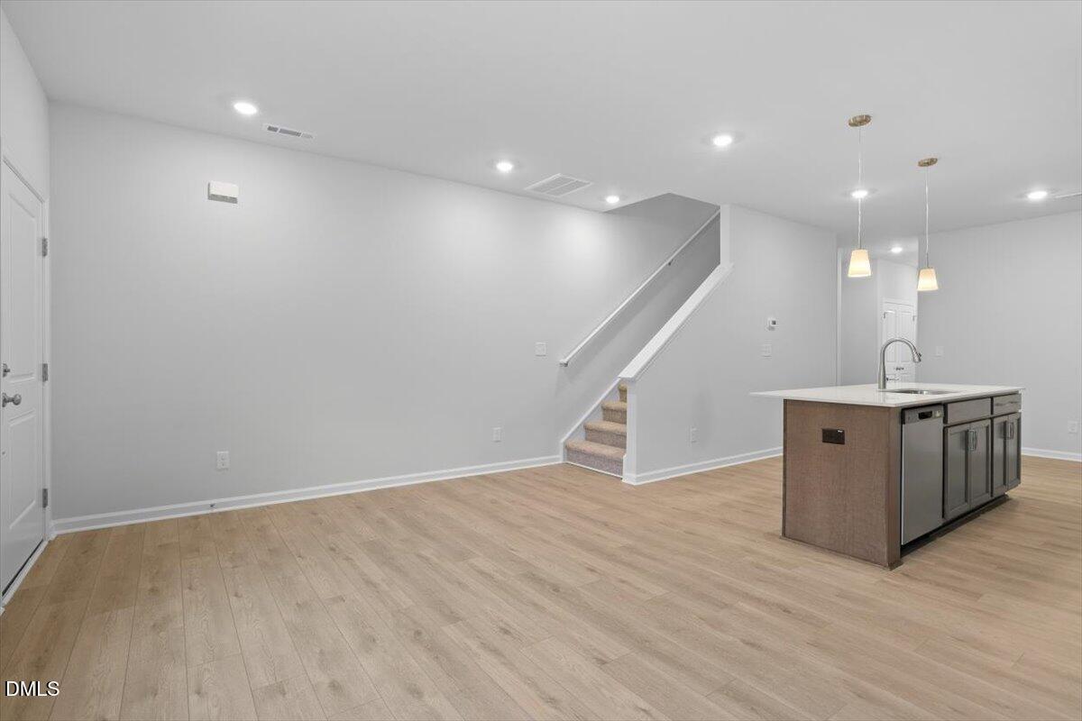 140 Blue Melody Avenue 272 Property Photo 6