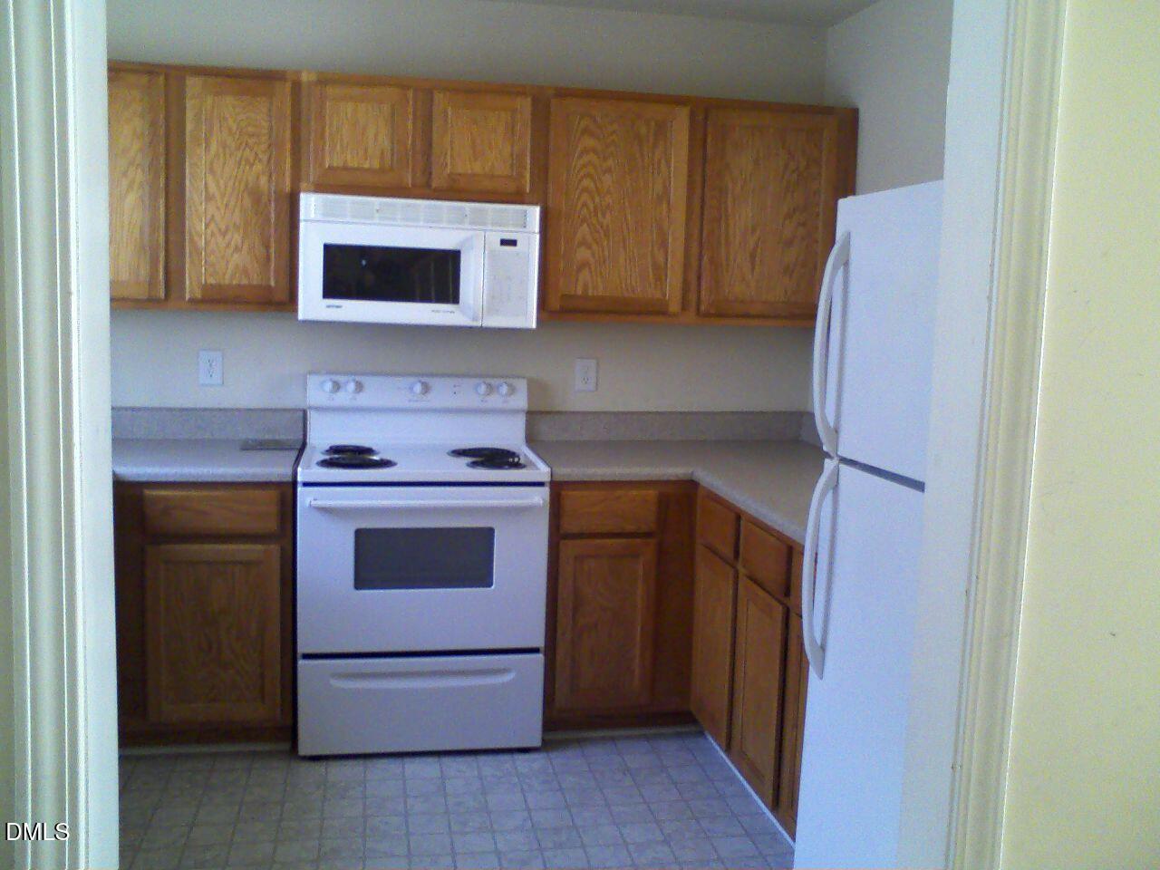 2826 Ashe Street Property Photo 4