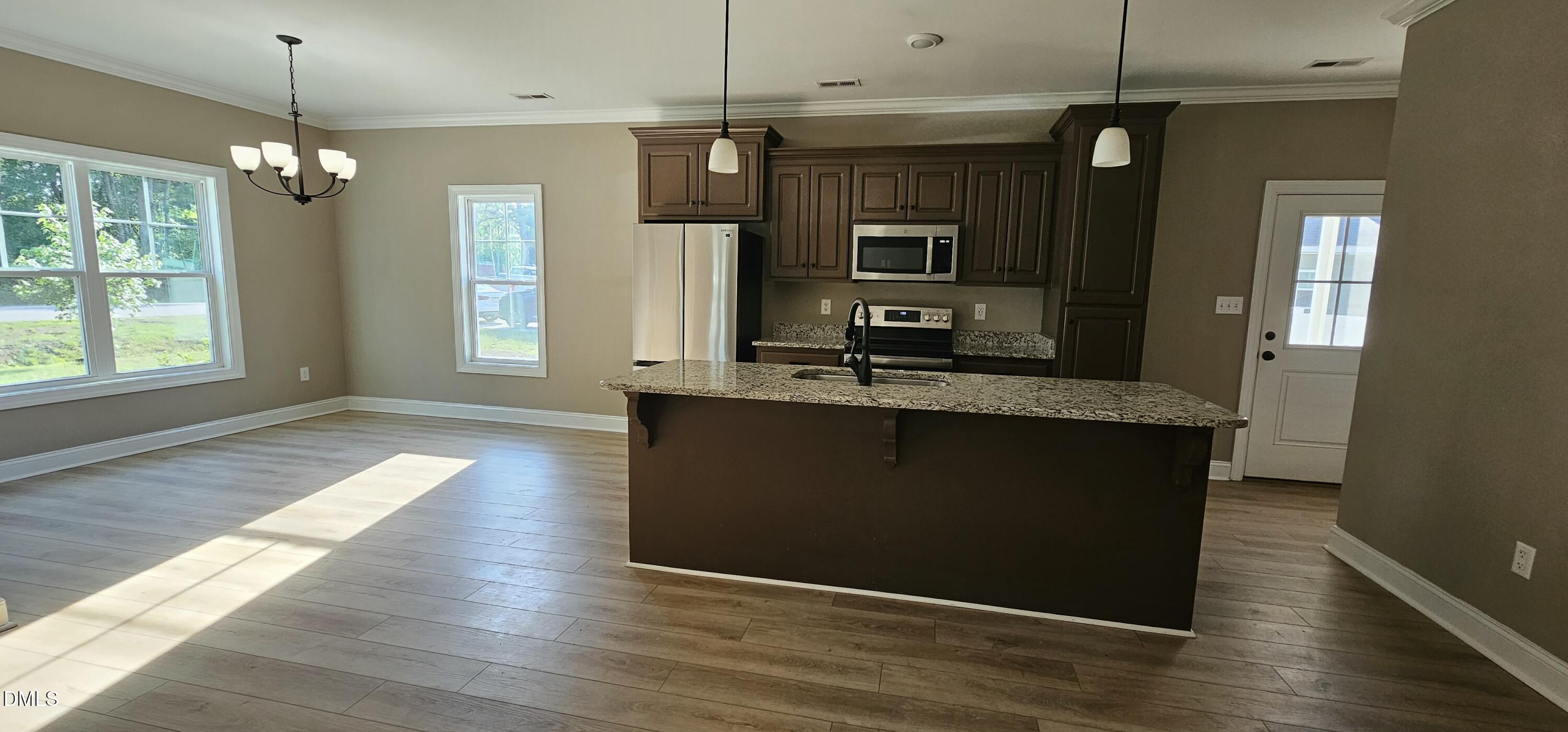 6666 Wall Street Property Photo 3
