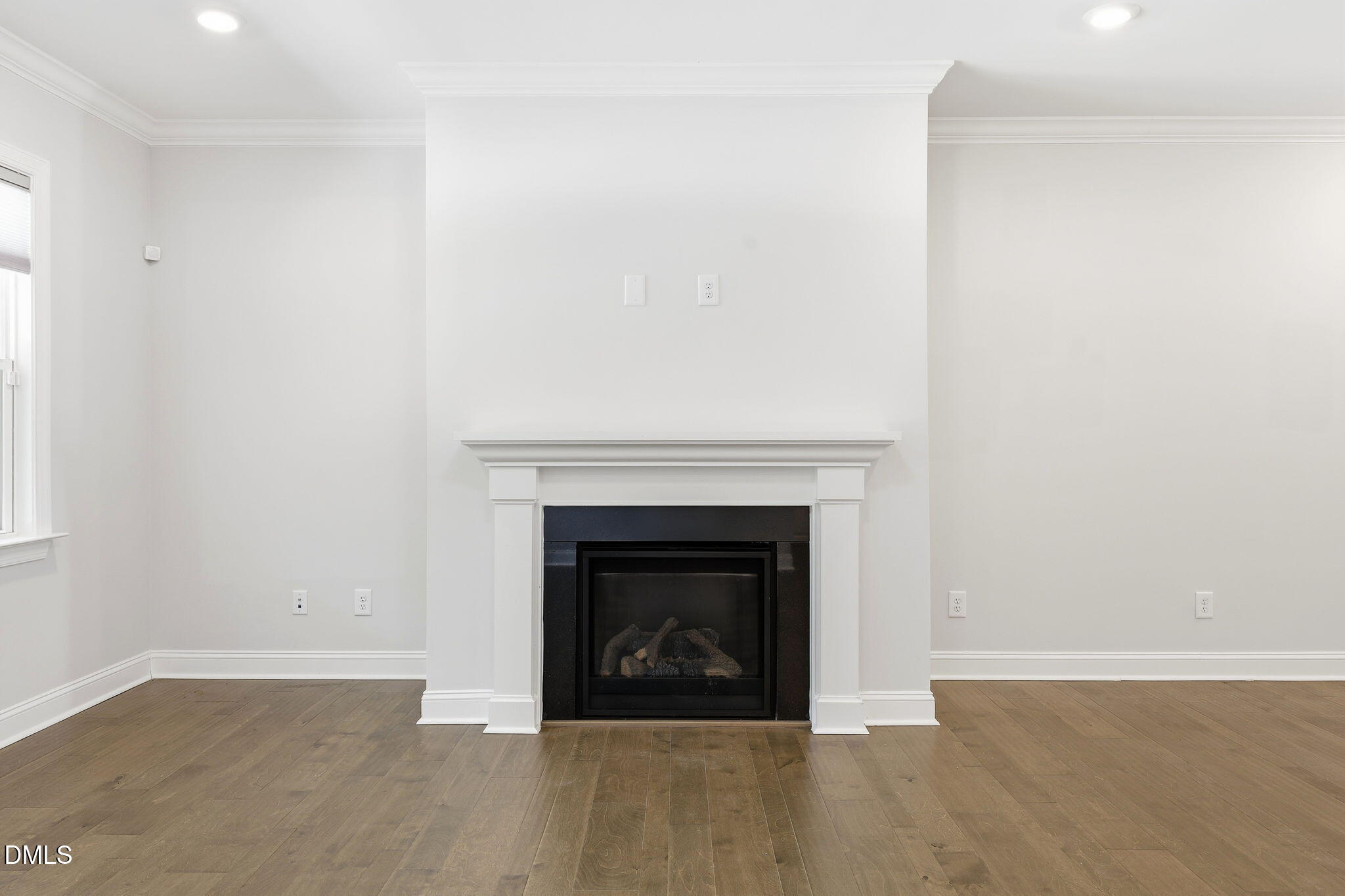 2216 Jollay Street Property Photo 15