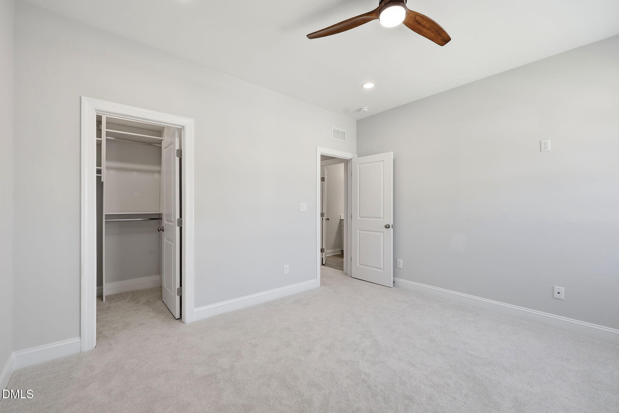 2216 Jollay Street Property Photo 31