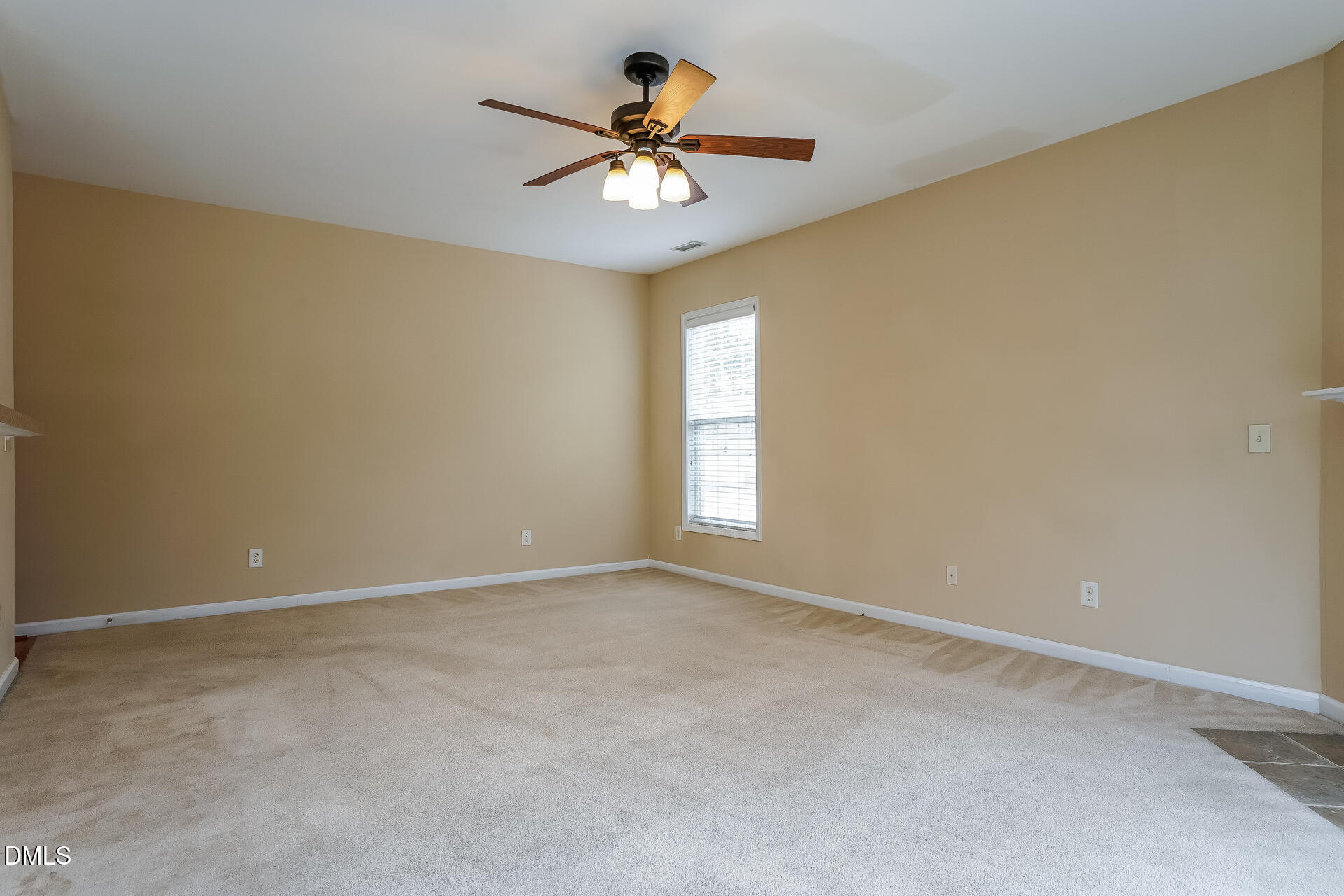 2279 Lazy River Drive Property Photo 3