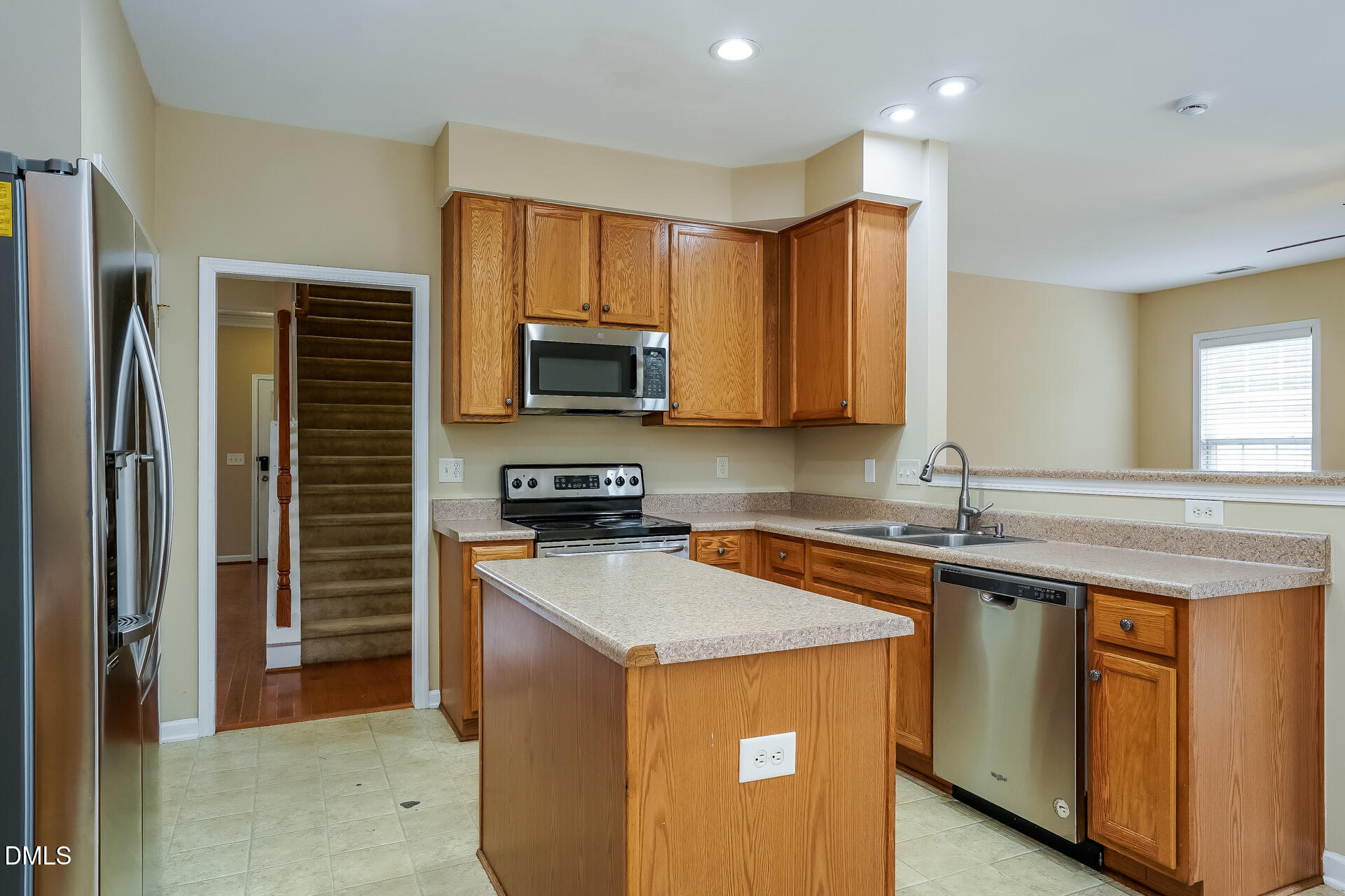 2279 Lazy River Drive Property Photo 6