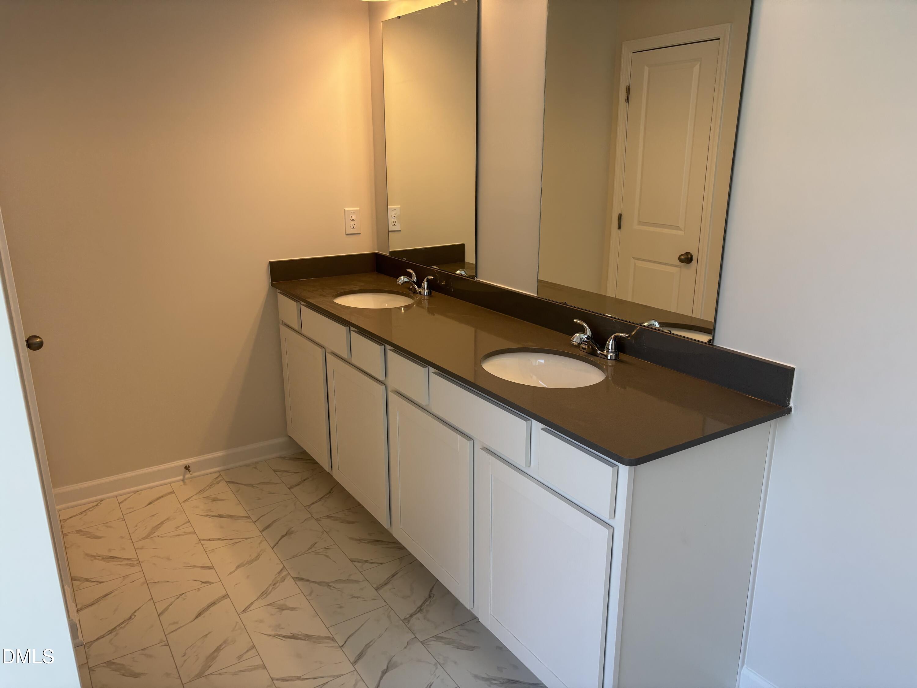 29 Gresham Court Property Photo 8