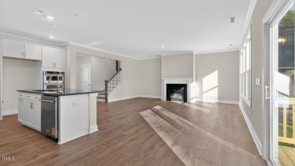 2451 Carcillar Drive Property Photo 11