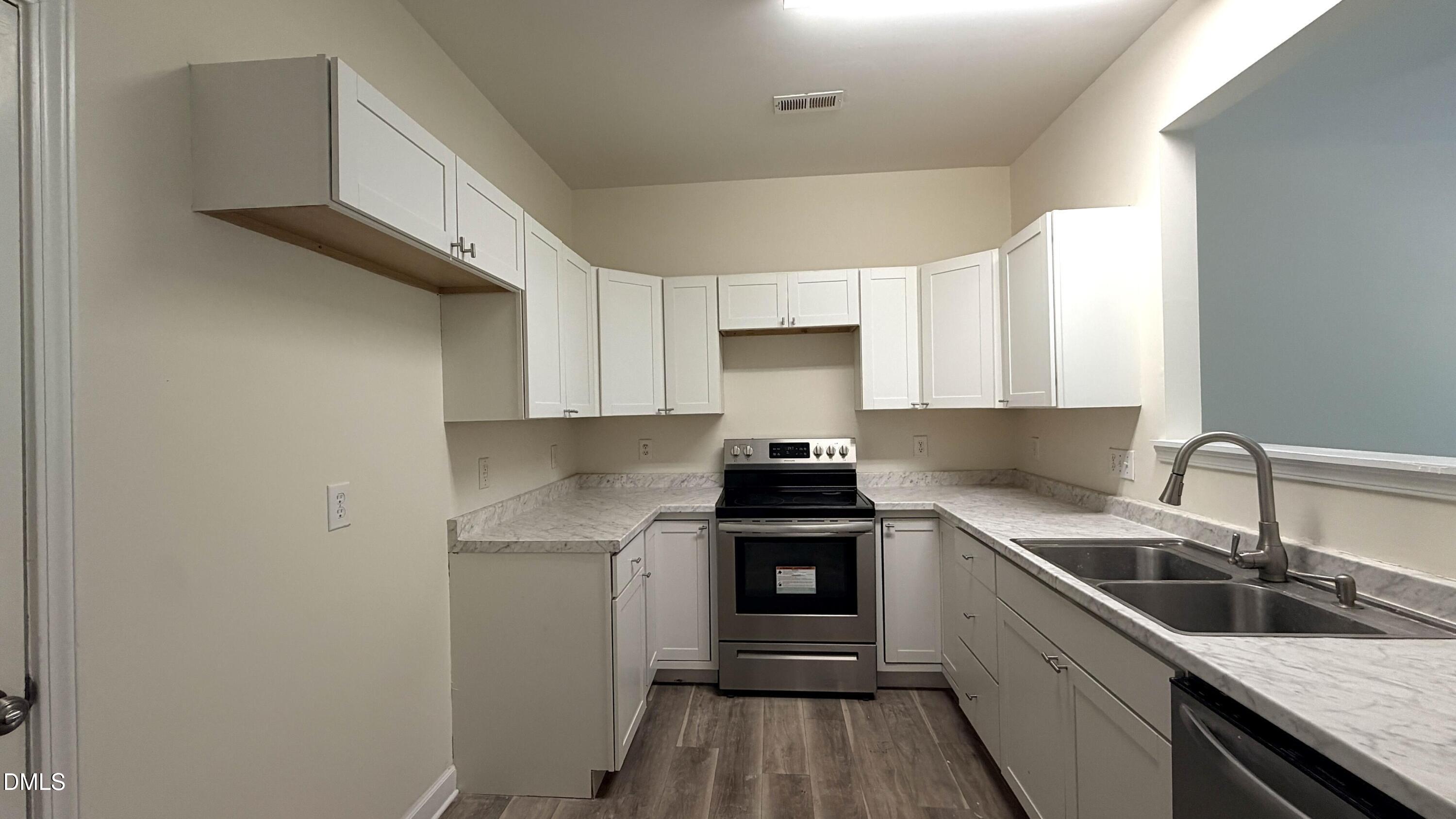 4123 Standing Rock Way Property Photo 6