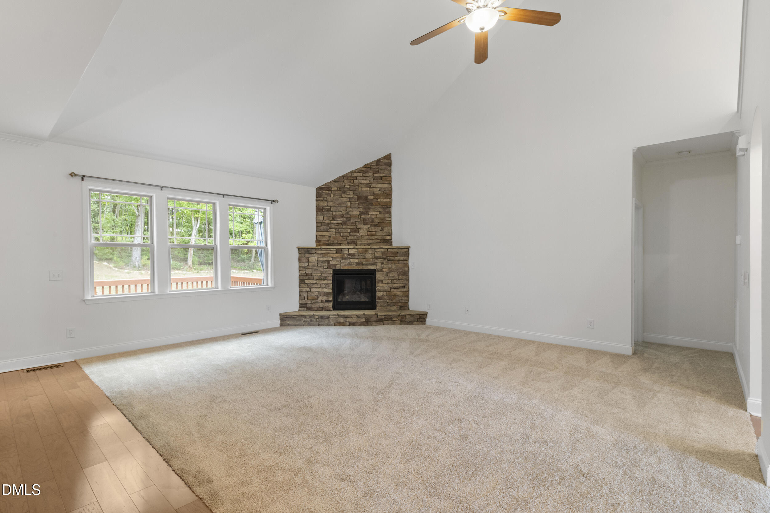 7033 Rex Road Property Photo 12