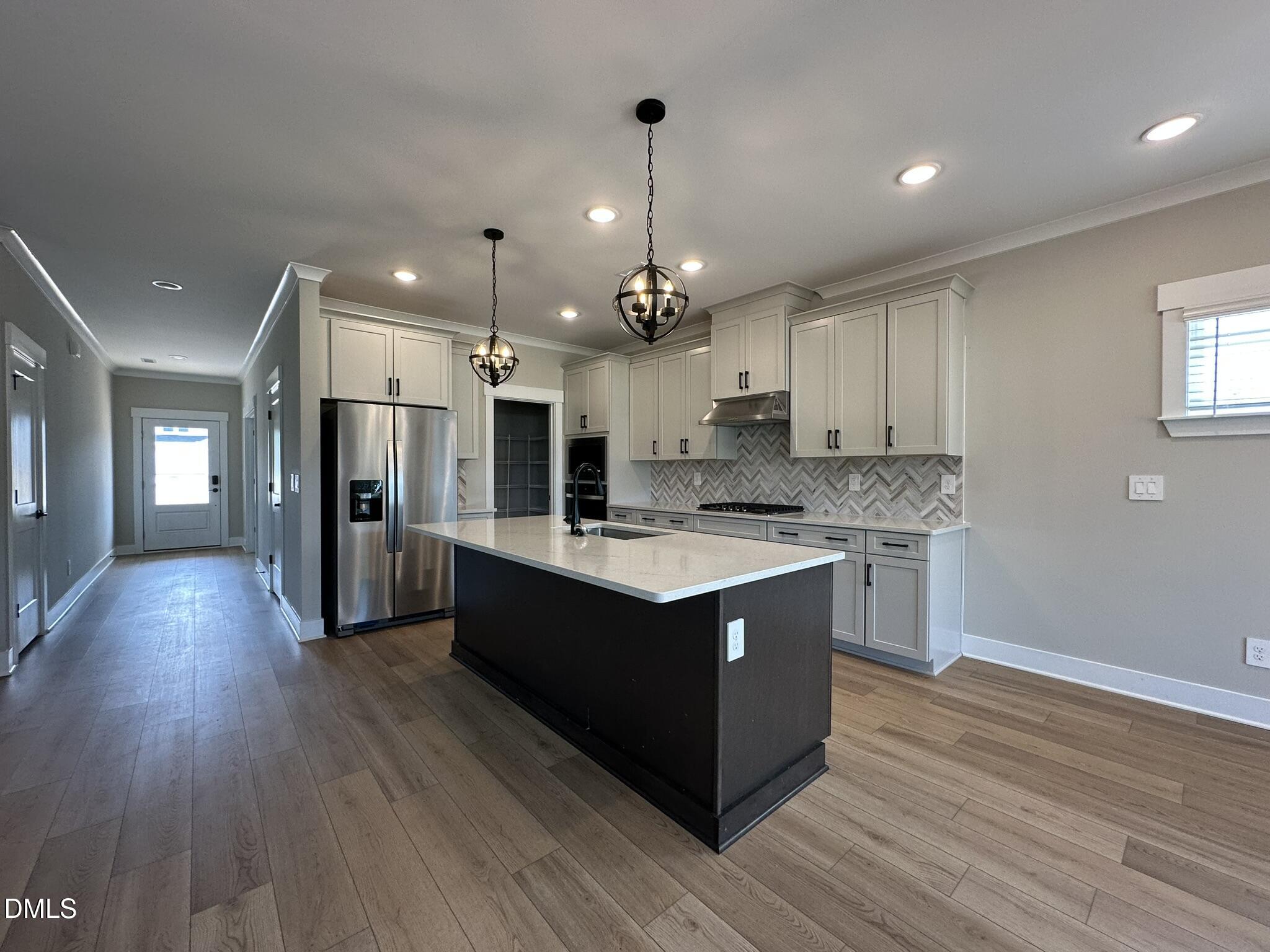 12 Stradshire Court Property Photo 2