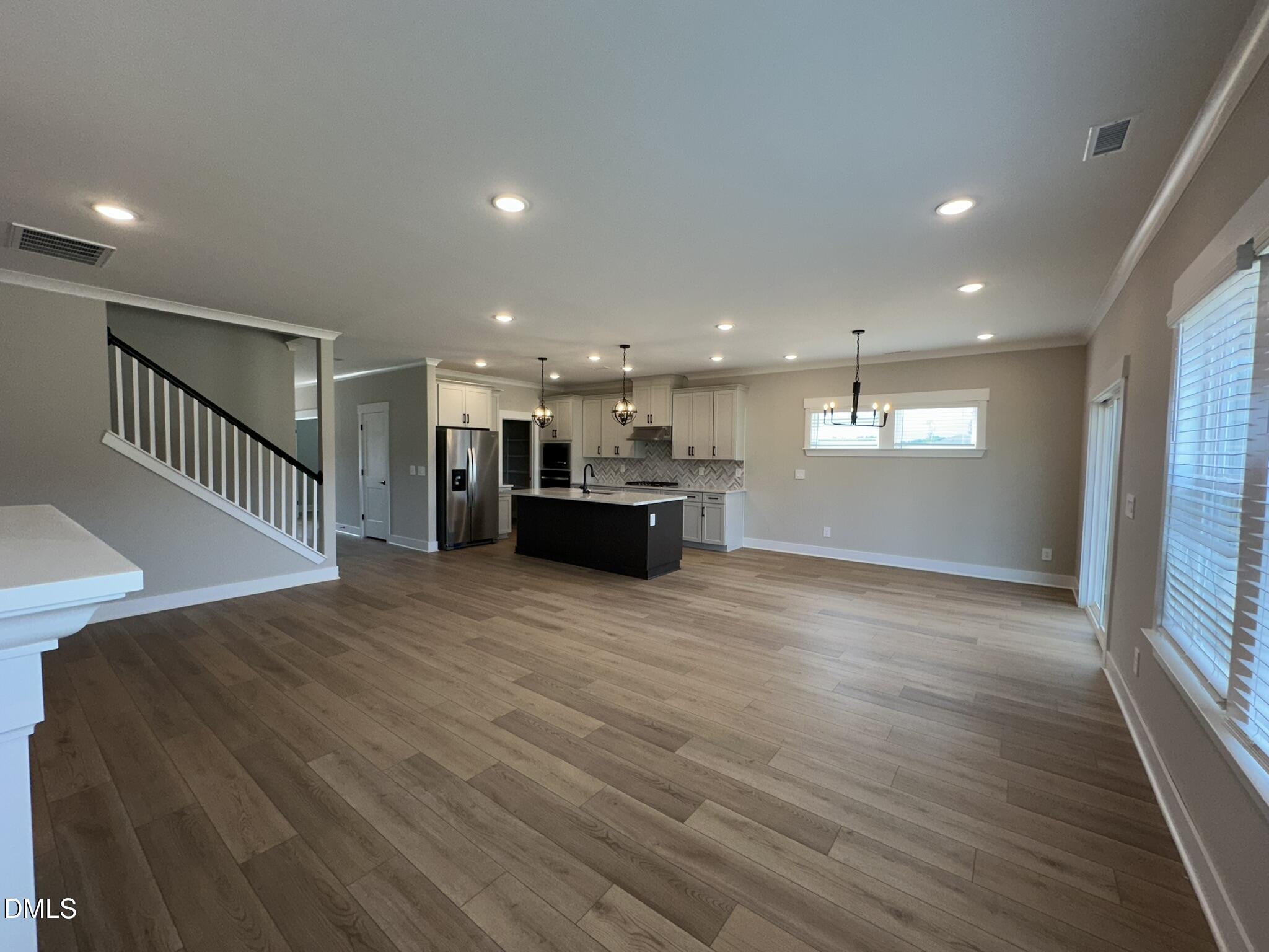 12 Stradshire Court Property Photo 5