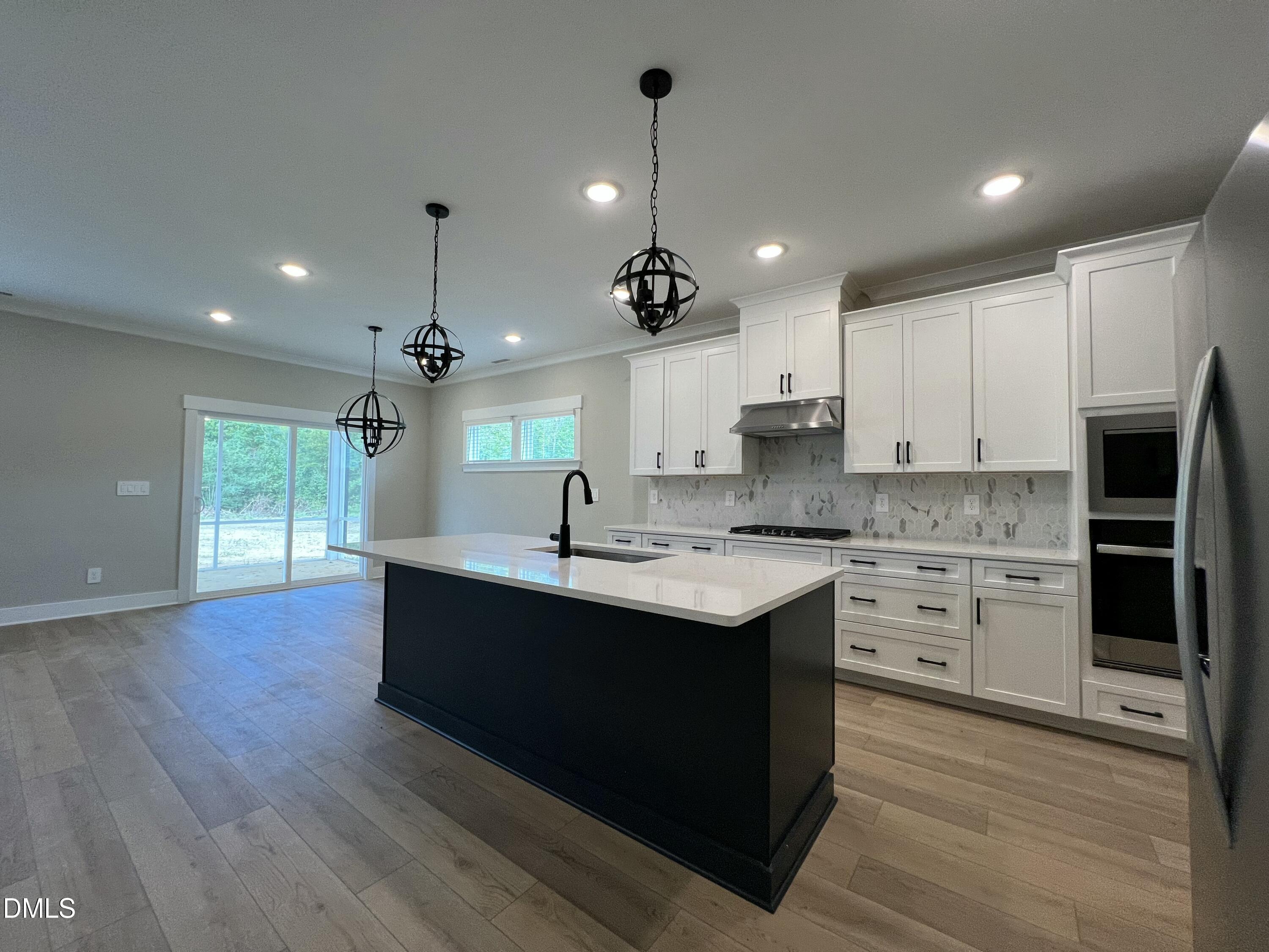 89 Stradshire Court Property Photo 3