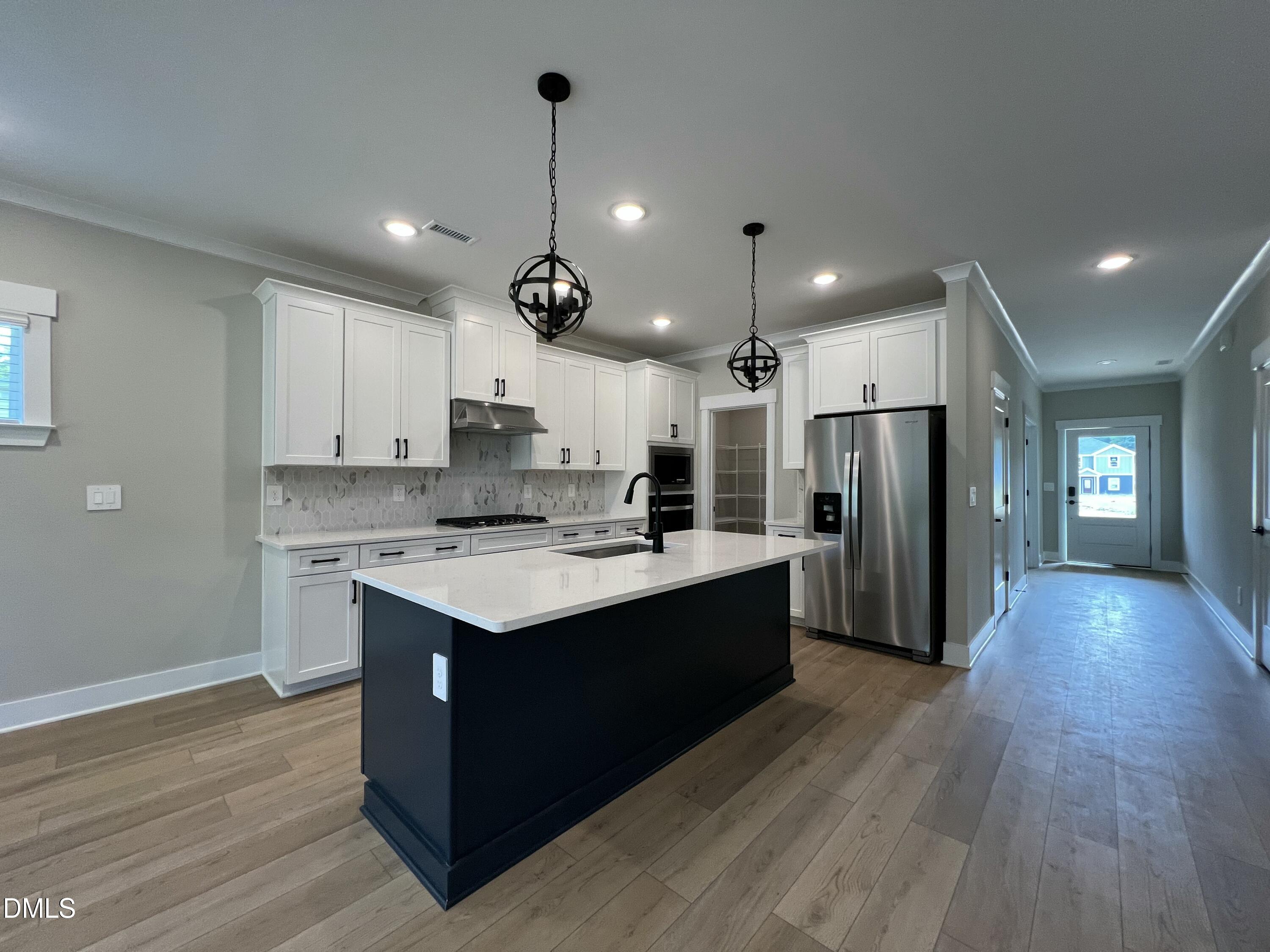 89 Stradshire Court Property Photo 4