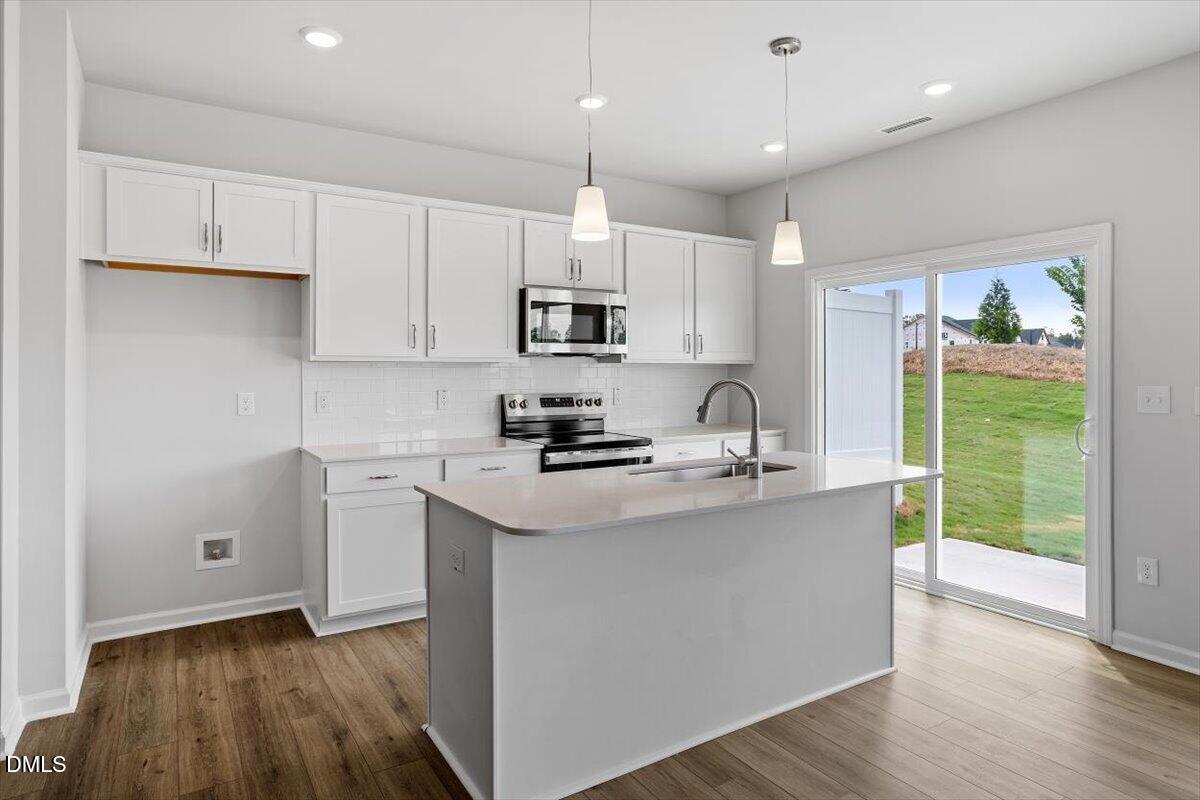 1062 Tea Rose Court 365 Property Photo 2