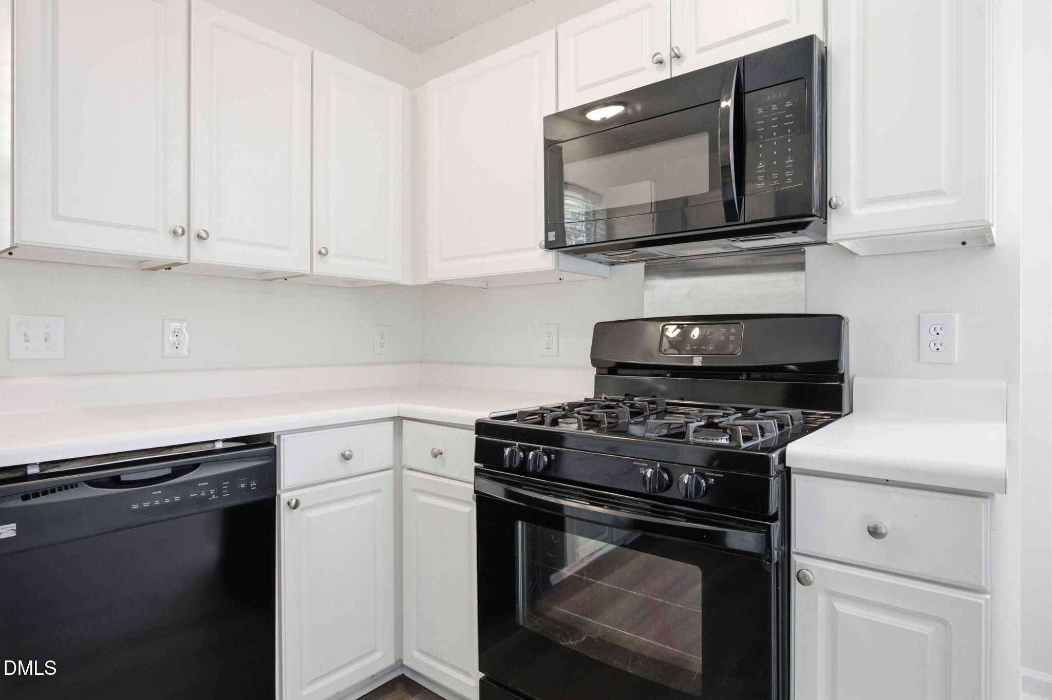 219 Carroll Street Property Photo 11