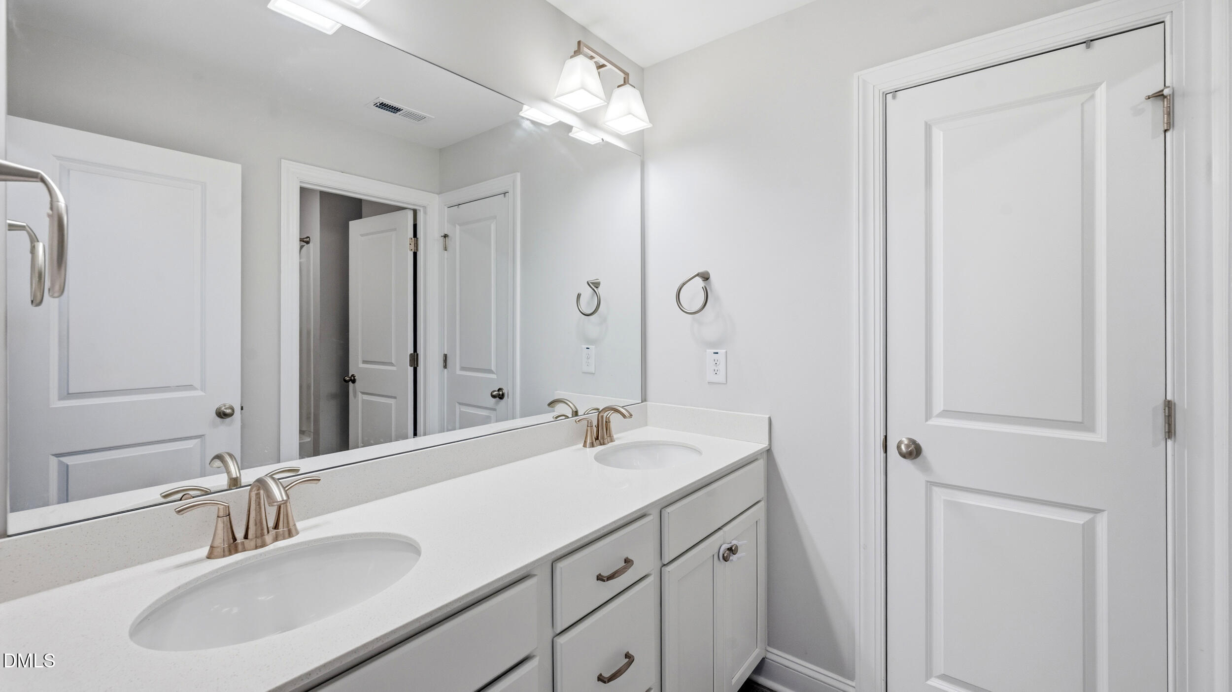 612 Deer Pond Way Property Photo 17