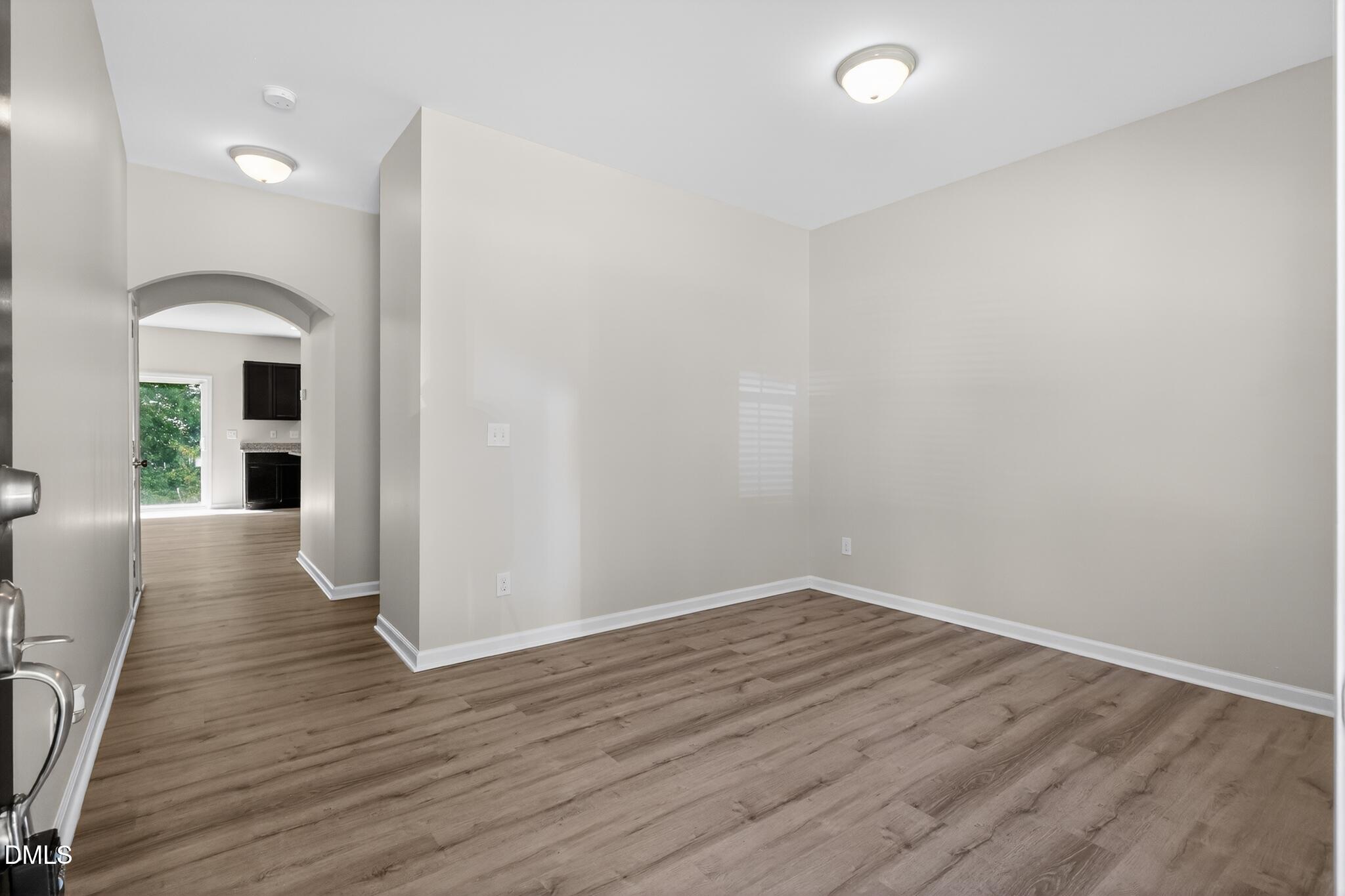 933 Stolls Lane Property Photo 11