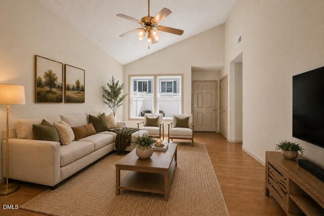 5029 Avenida Del Sol Drive Property Photo 6
