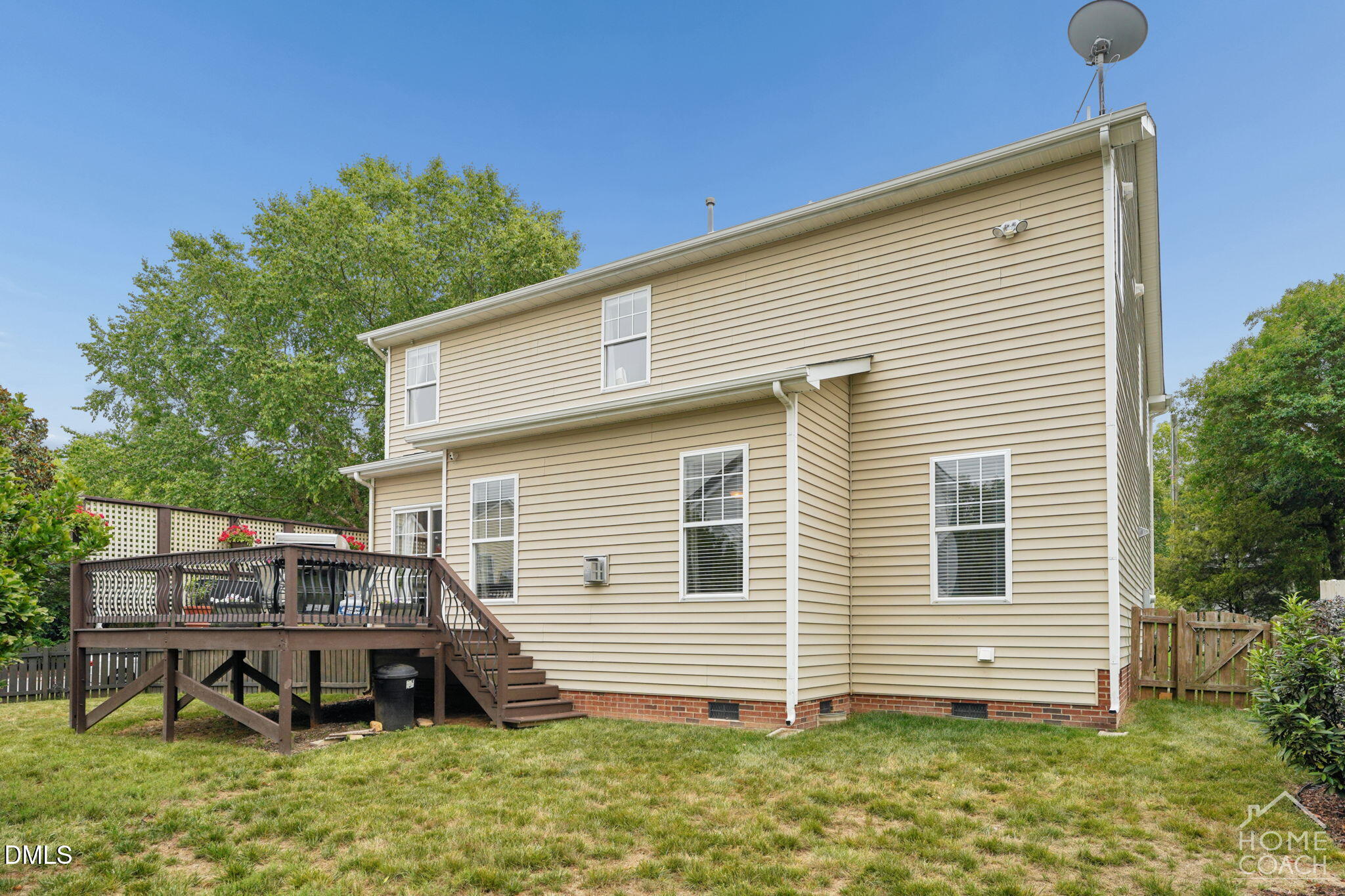 10611 Friendly Neighbor Lane Property Photo 5