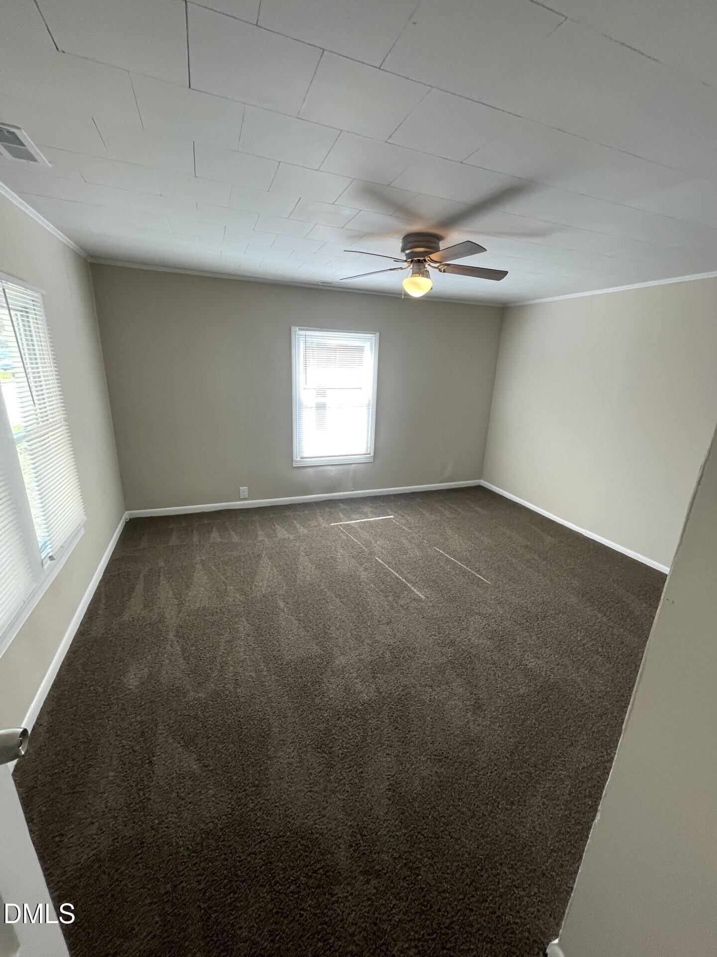 322 E Perry Avenue Property Photo 10